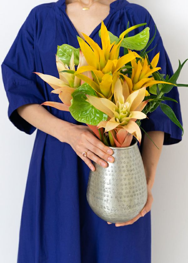 Aluminum Vase Star Hammered