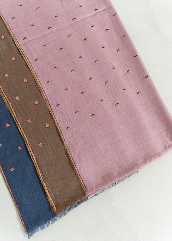 Wool Flower Embroidery Stole