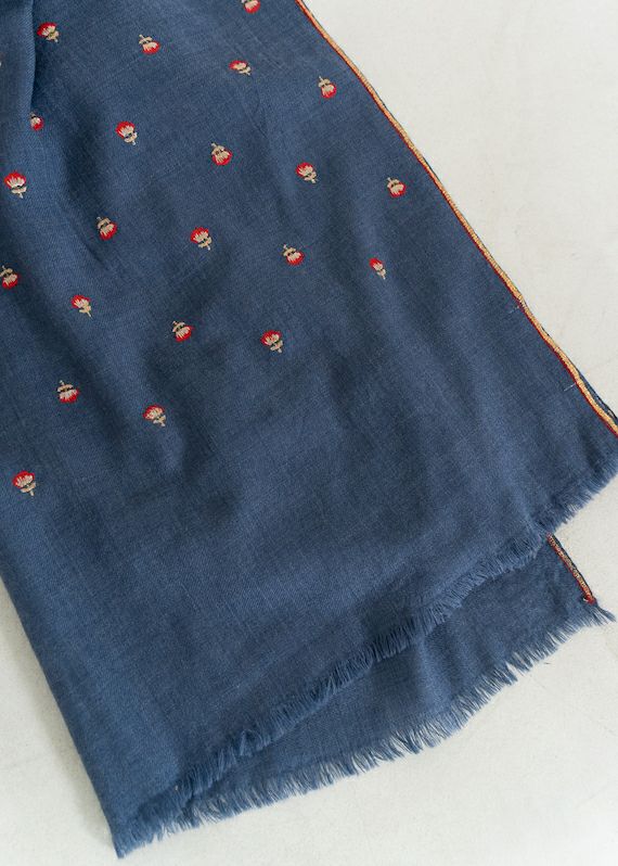 Wool Flower Embroidery Stole