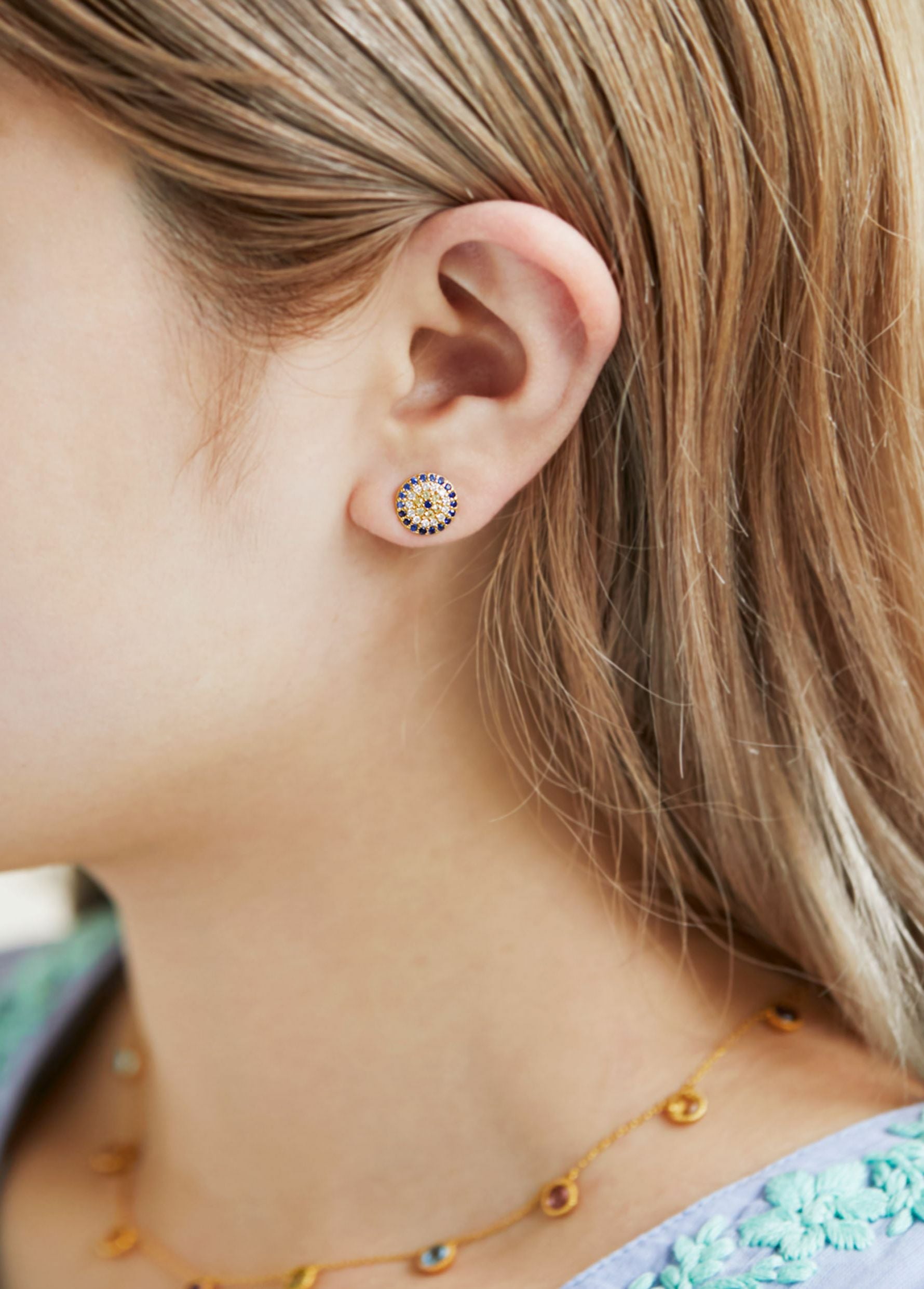 Blue Sapphire Circle Pave Pierce