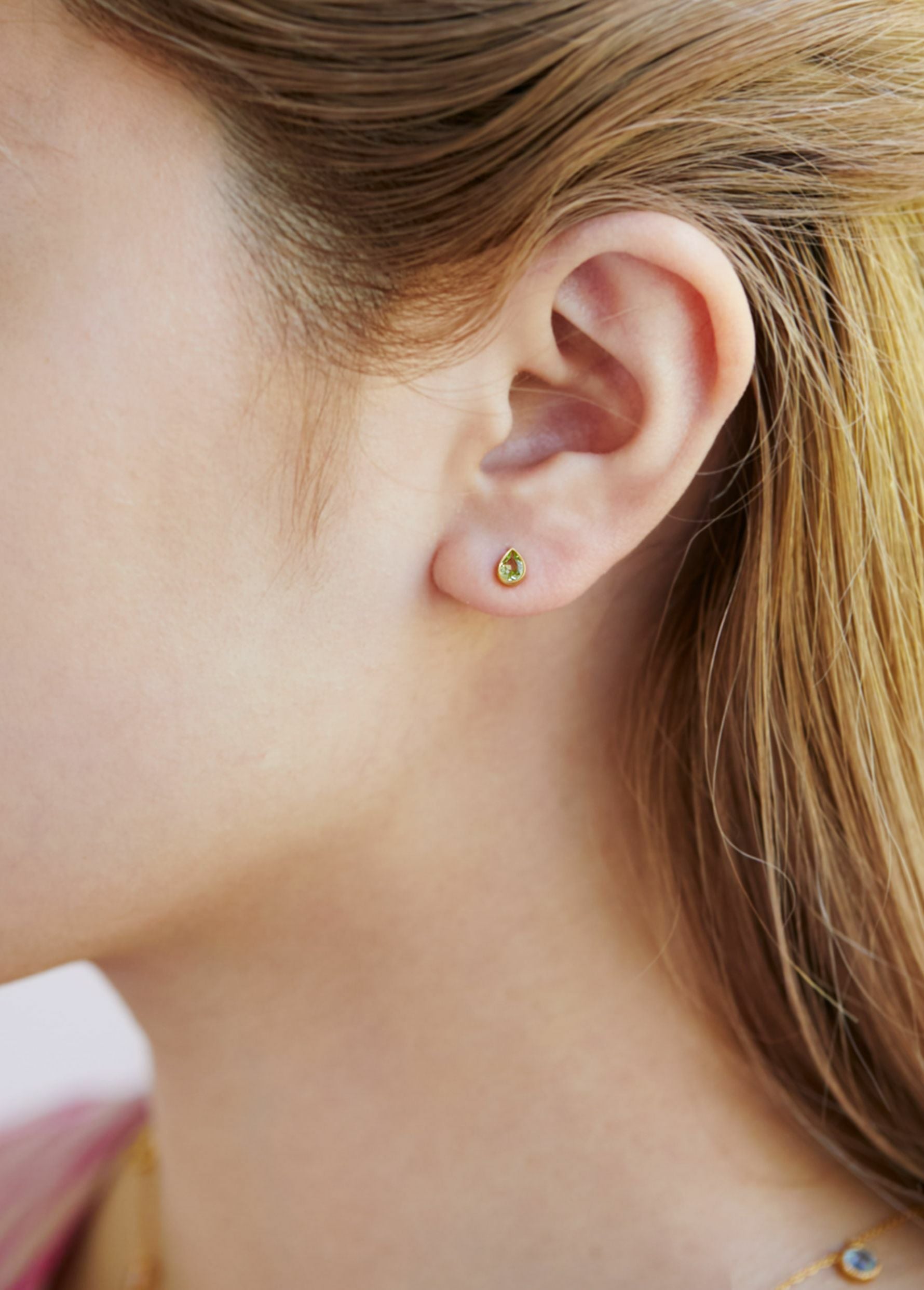 Peridot Teardrop Pierce