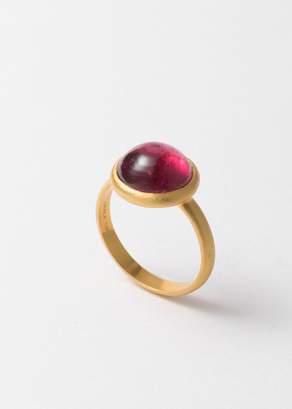 Pink Tourmarine Cabochon Bezel Ring