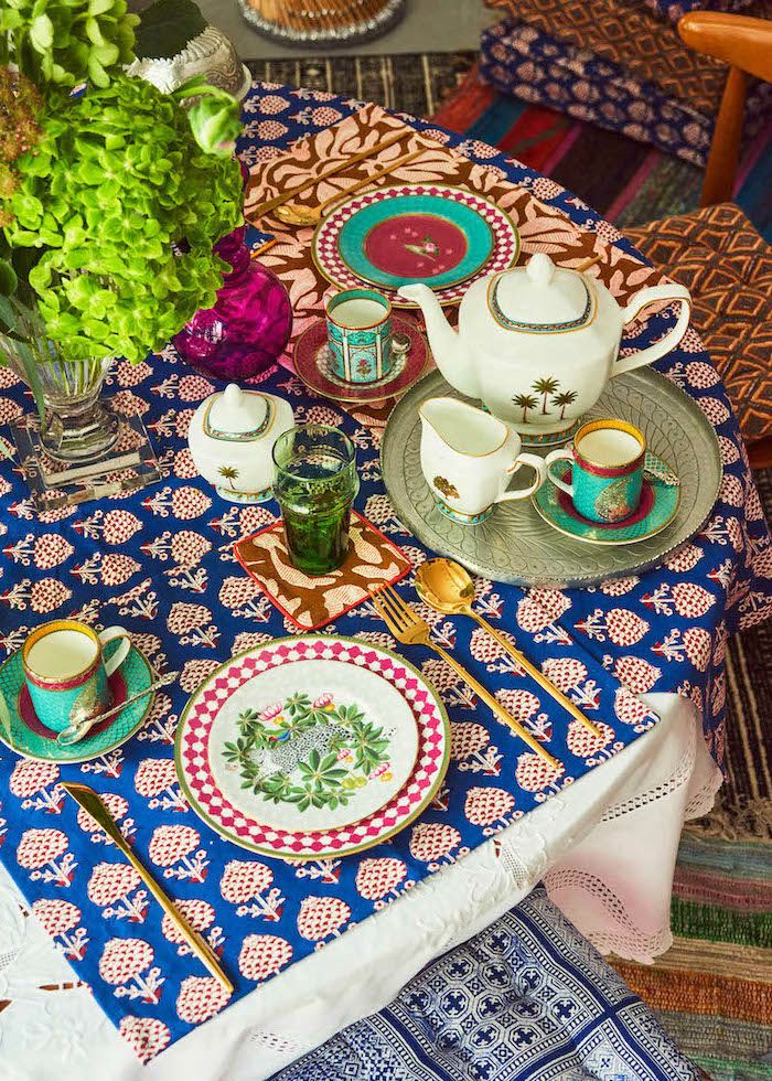 Aluminum Tray Embossed 30cm