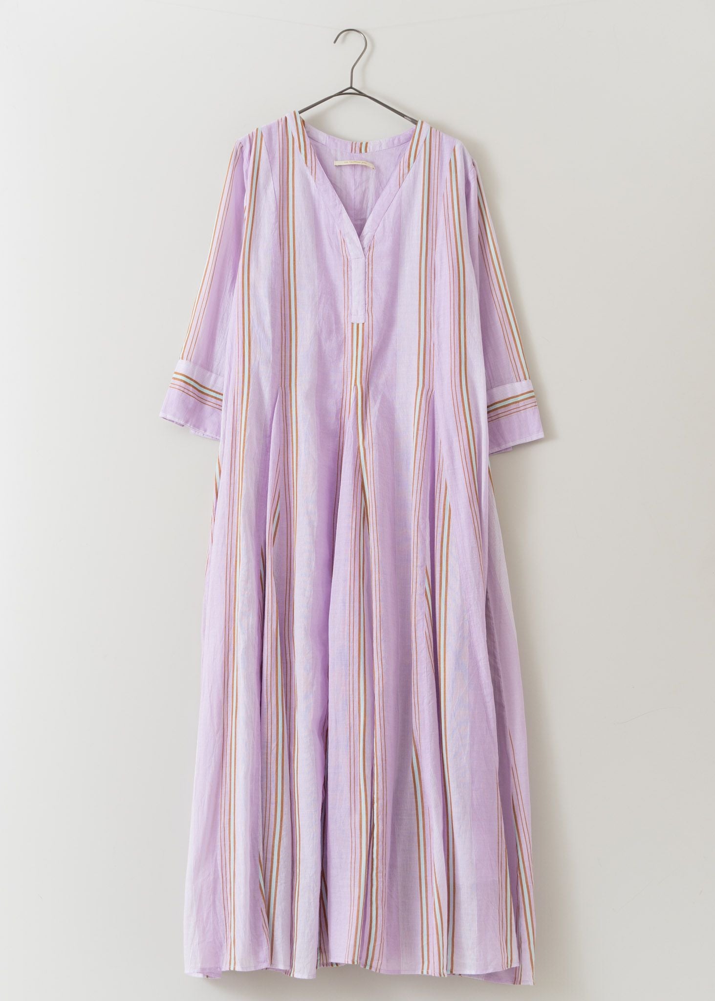 Cotton Stripe V Neck Dress | Pasand by ne Quittez pas | パサン