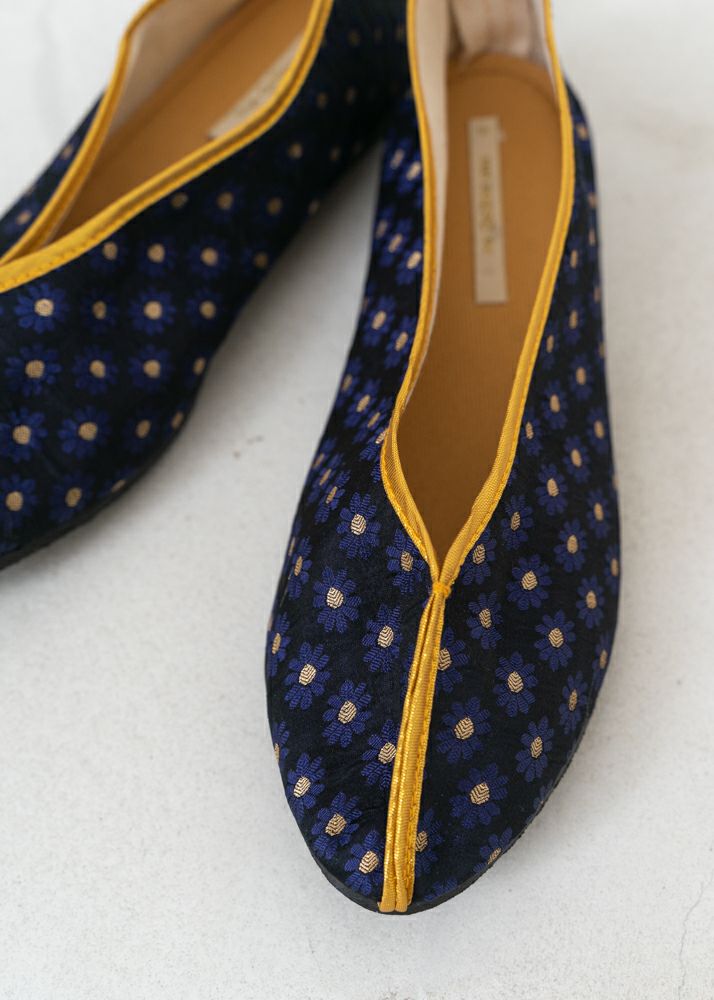 Original Silk Jqd Kangfu Shoes