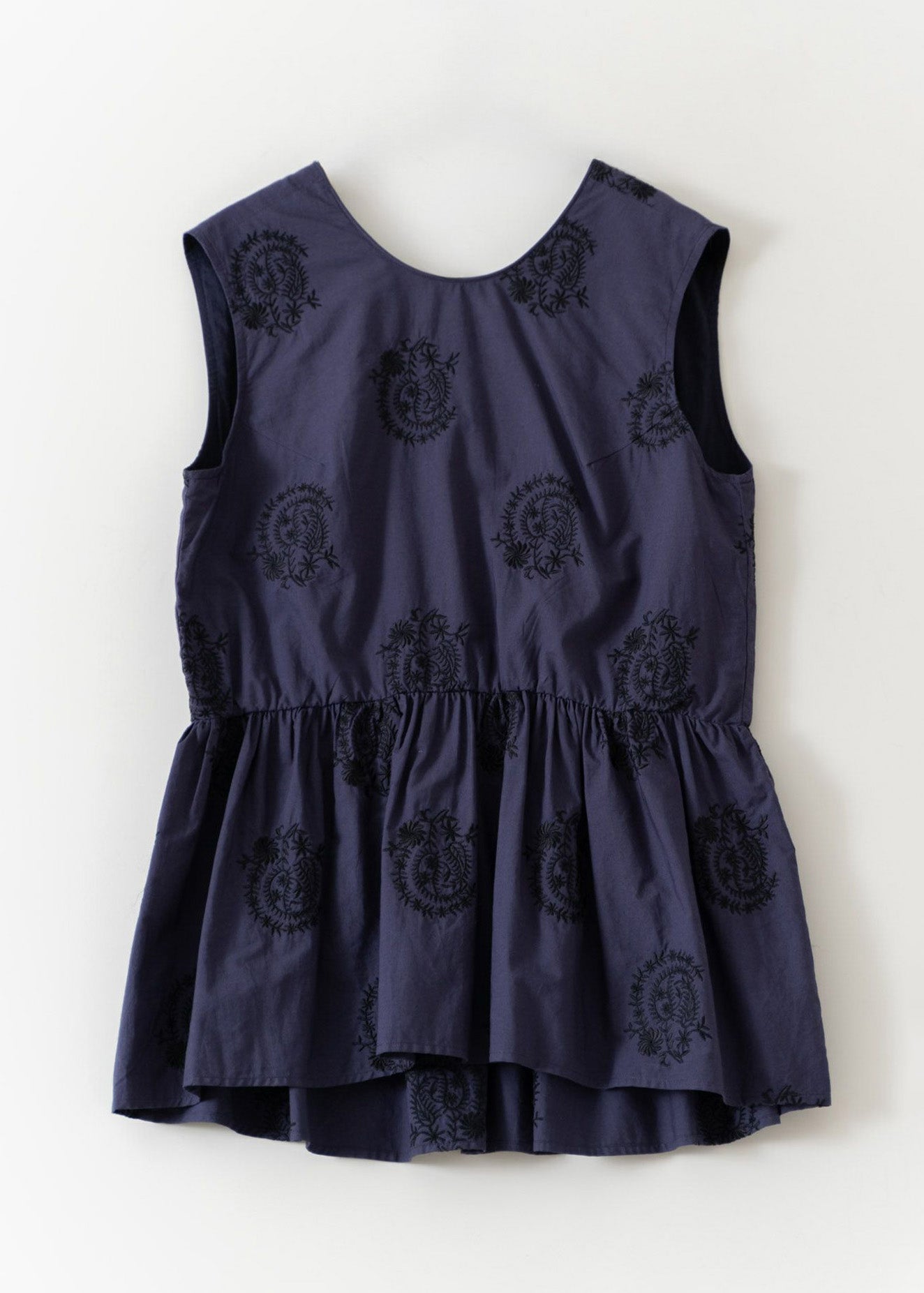 Poplin Paisley Emb Sleeveless Top