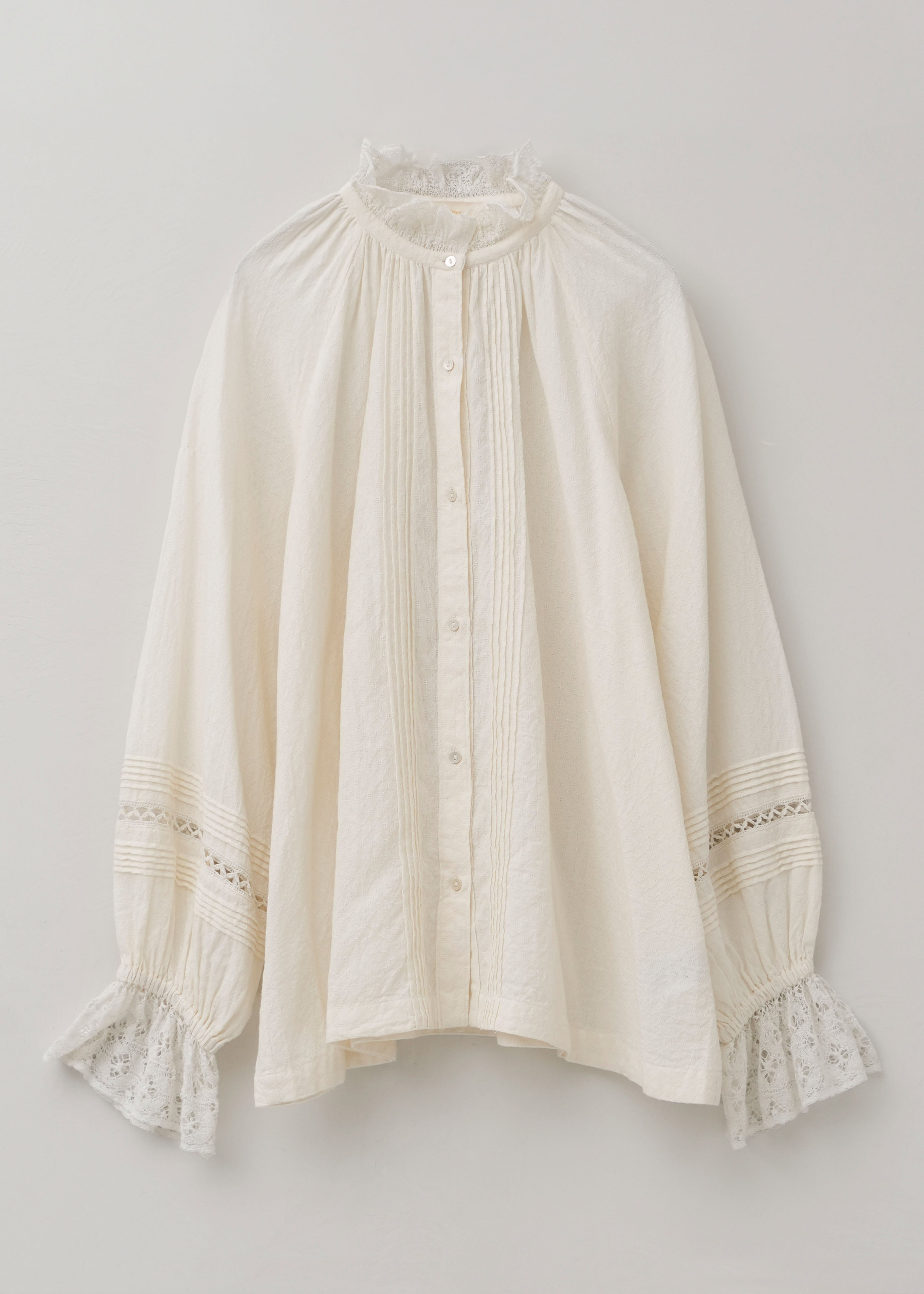 【9/2 10時発売】Cotton Dobby Frill Collar Blouse
