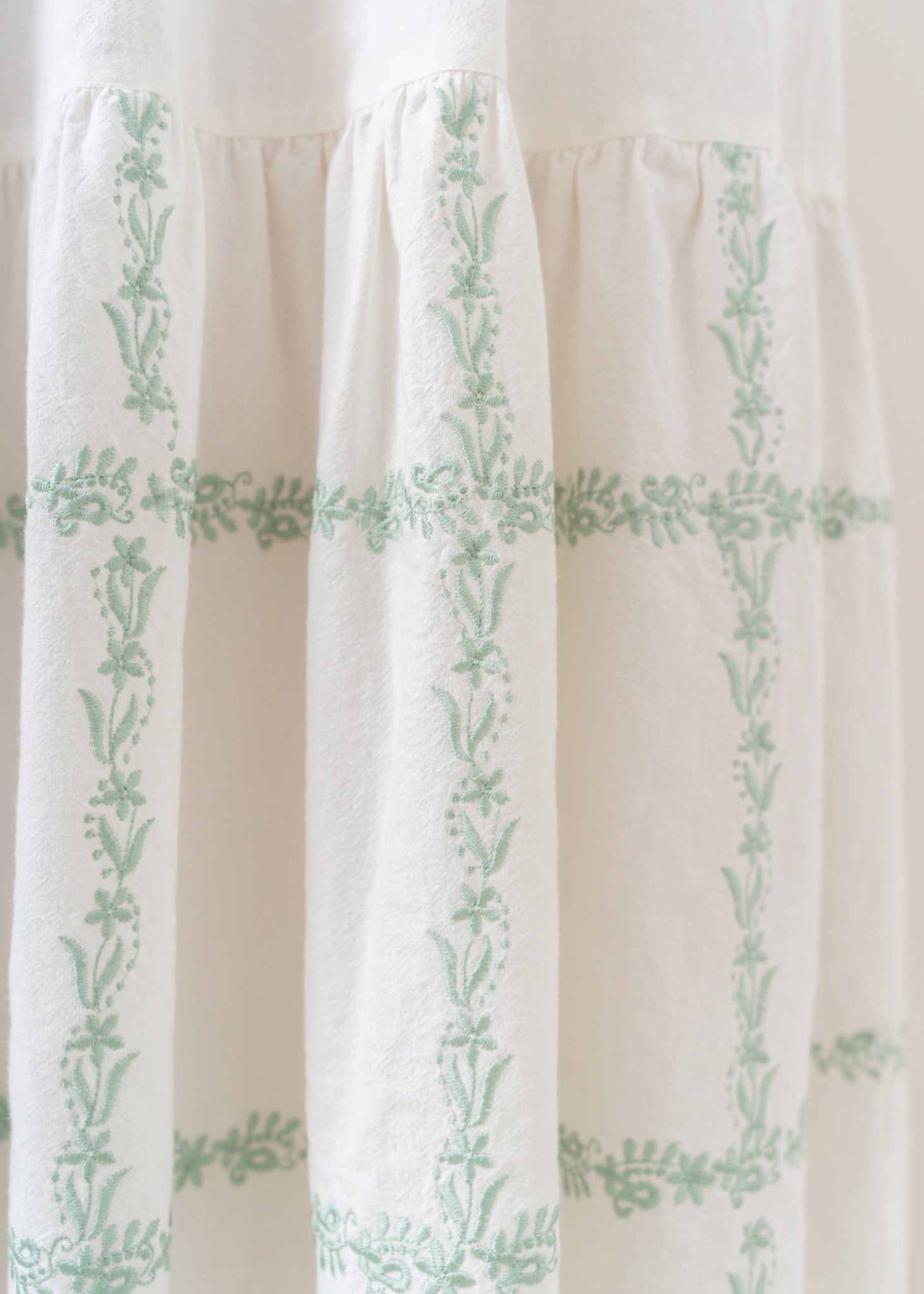 Crimp Cotton Check Emb Flare Cuff Dress