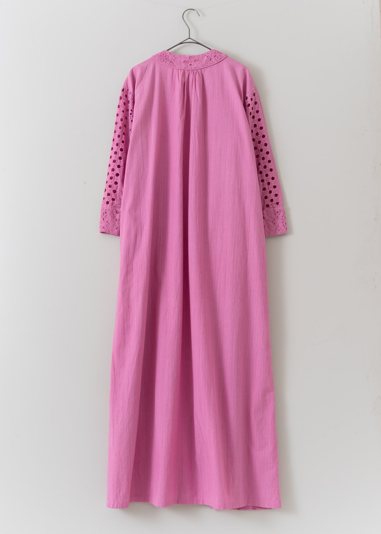 Border Hemla V Neck Kurta