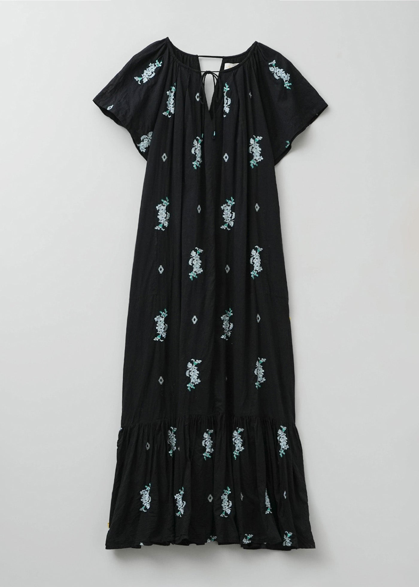 【4/8 10時発売】Cotton Voile Jasmine Embroidery Short Sleeve Dress