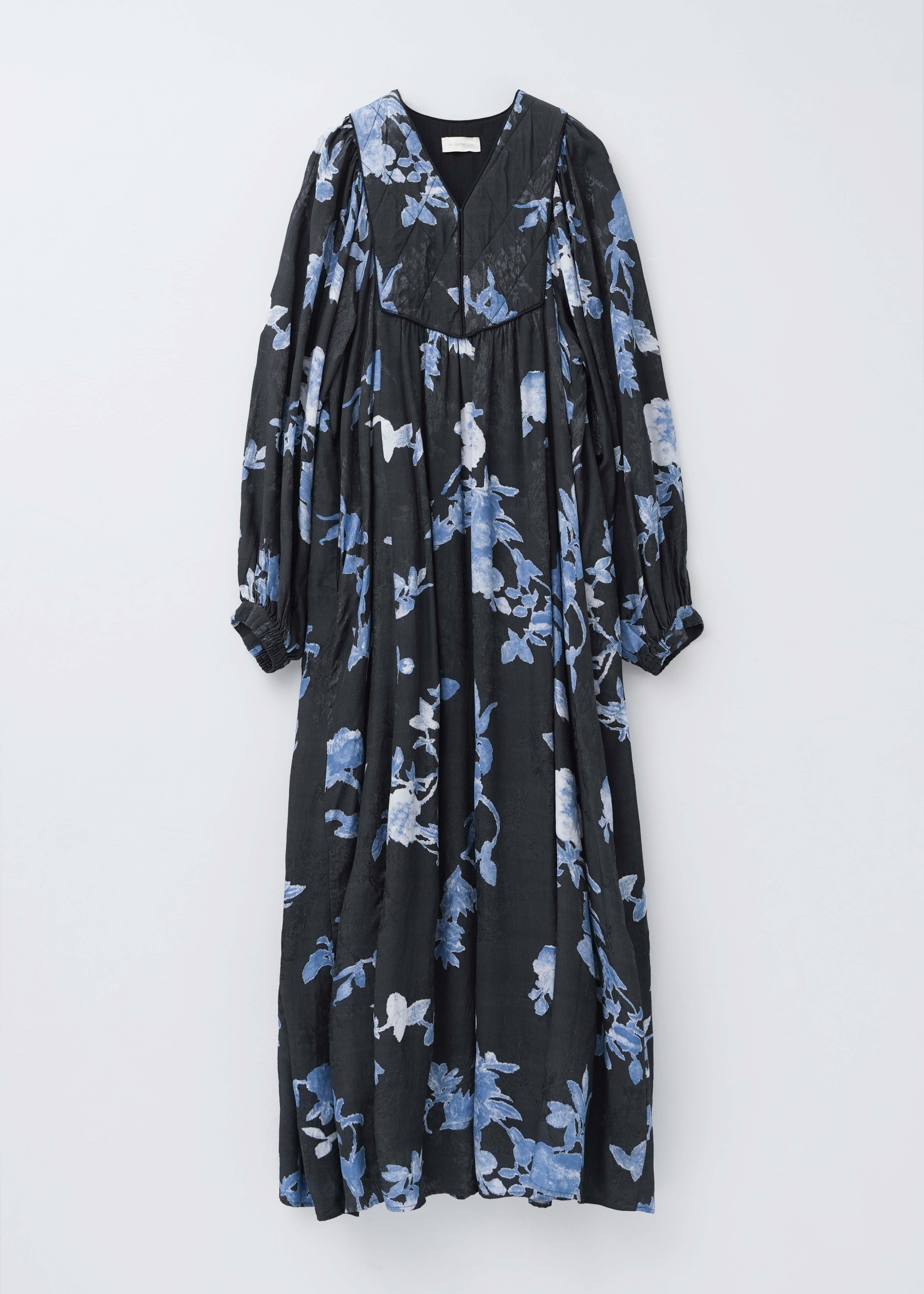 【9月下旬お届け予定】Rayon Jacquard Rose Print Yoke Dress