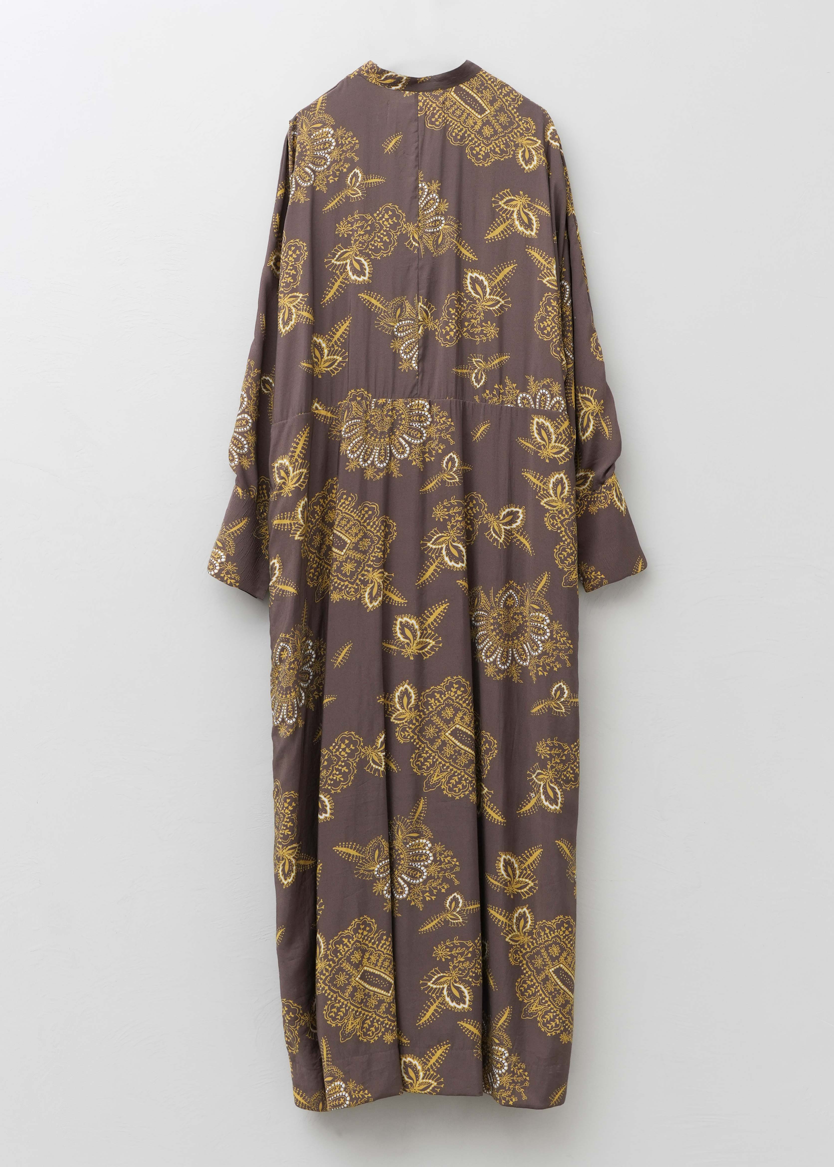 【8/19 10時発売】Talavera Print Tuck Dress