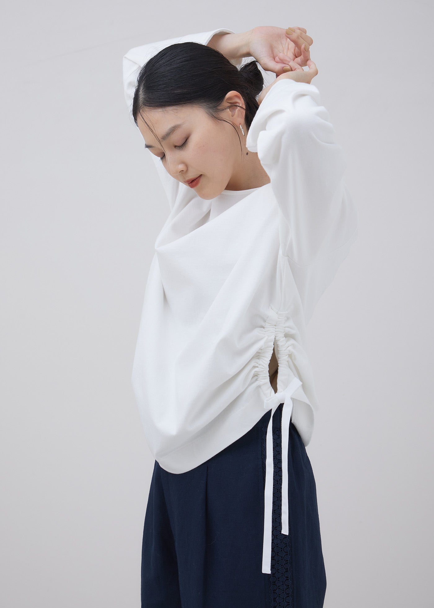 Off White/Free 164cm