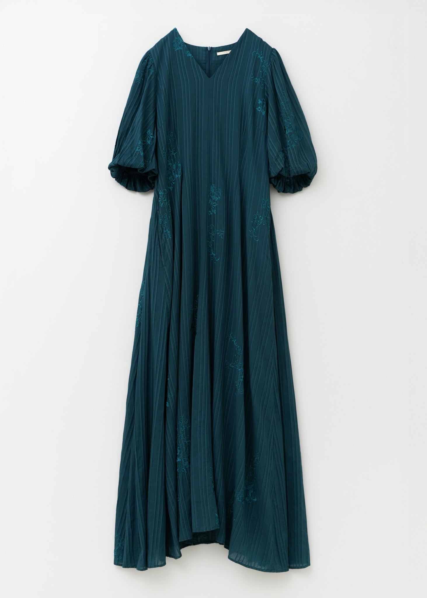 Cotton Dobby Ivy Flower Embroidery Dress