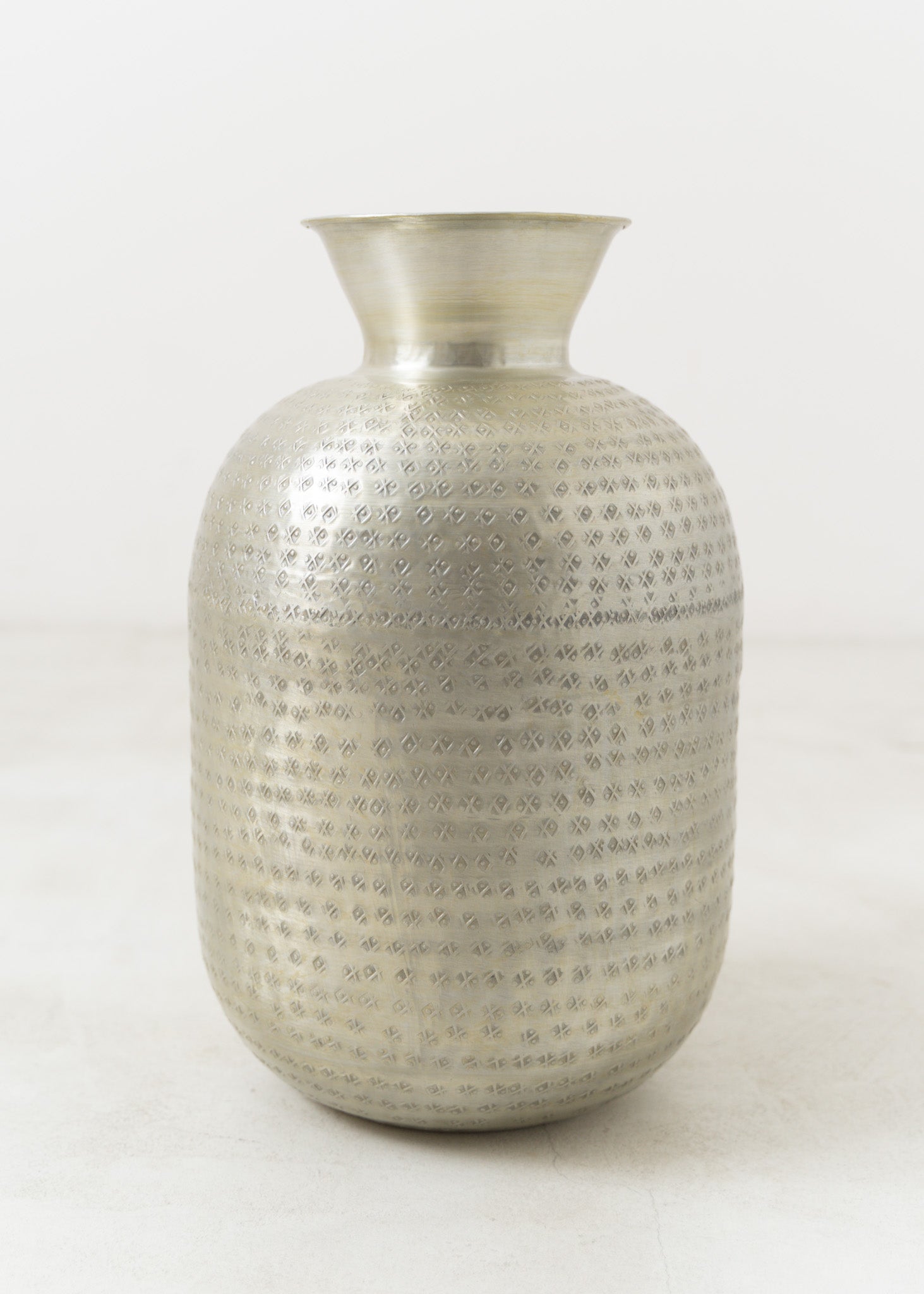 Aluminum Vase Star Hammered
