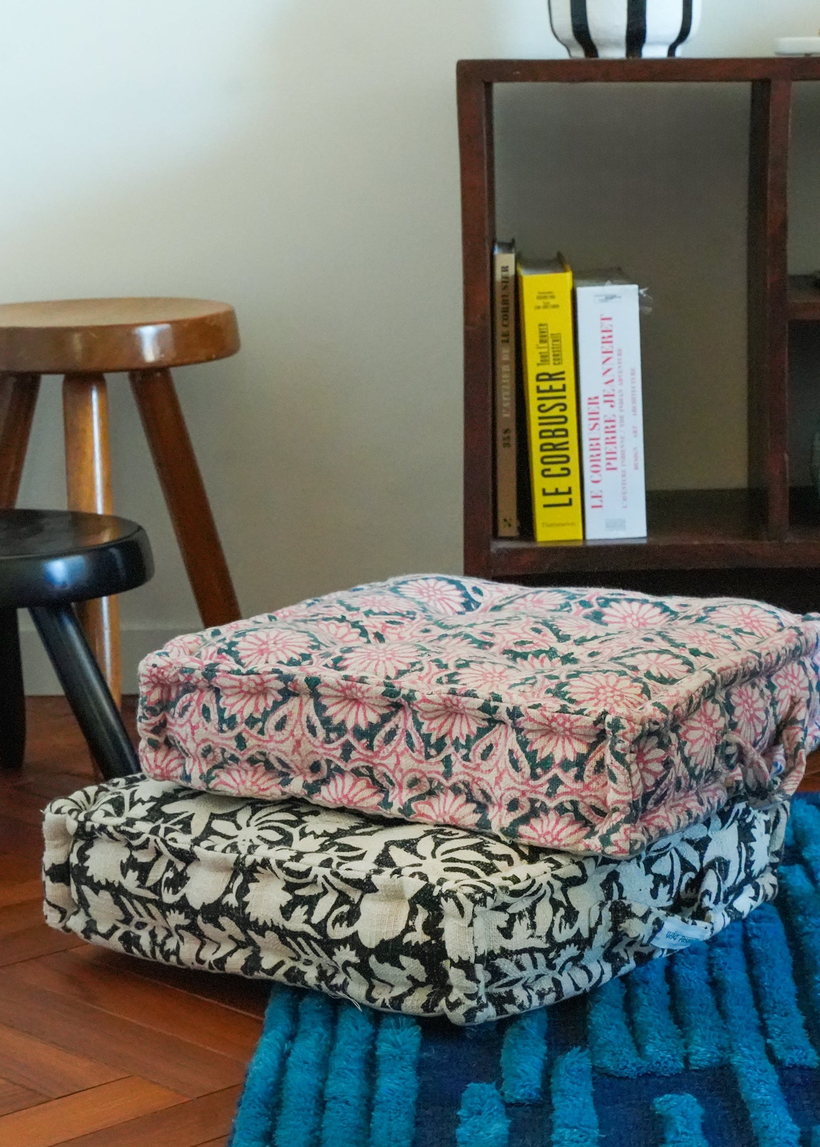 Block Print Handle Seat Cushion