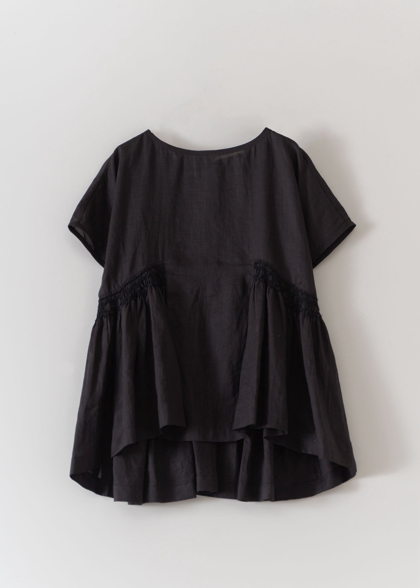 Ramie Smocking Short Sleeve Blouse