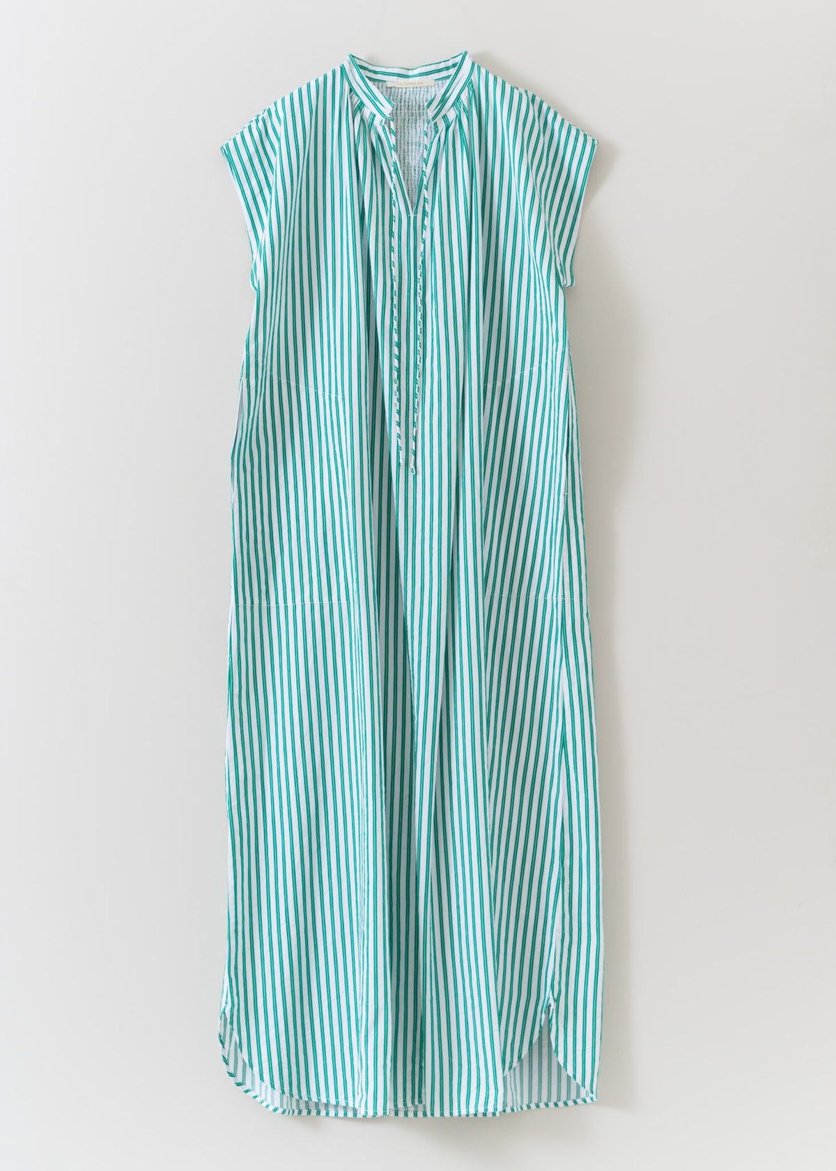 Poplin Stripe Shirring Sleevless Dress | Pasand by ne Quittez pas 