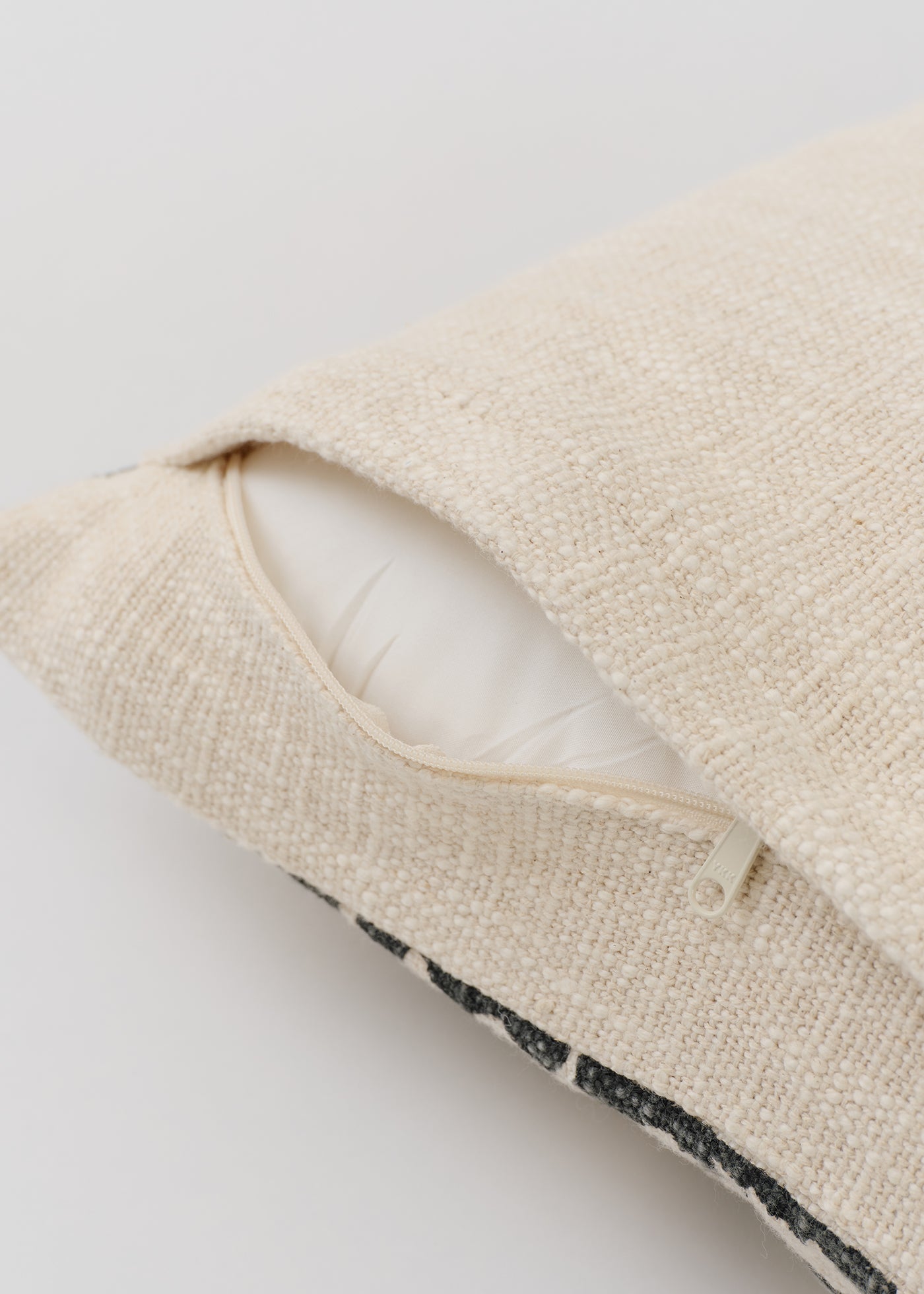 Block Big Flower Print Cushion Cover