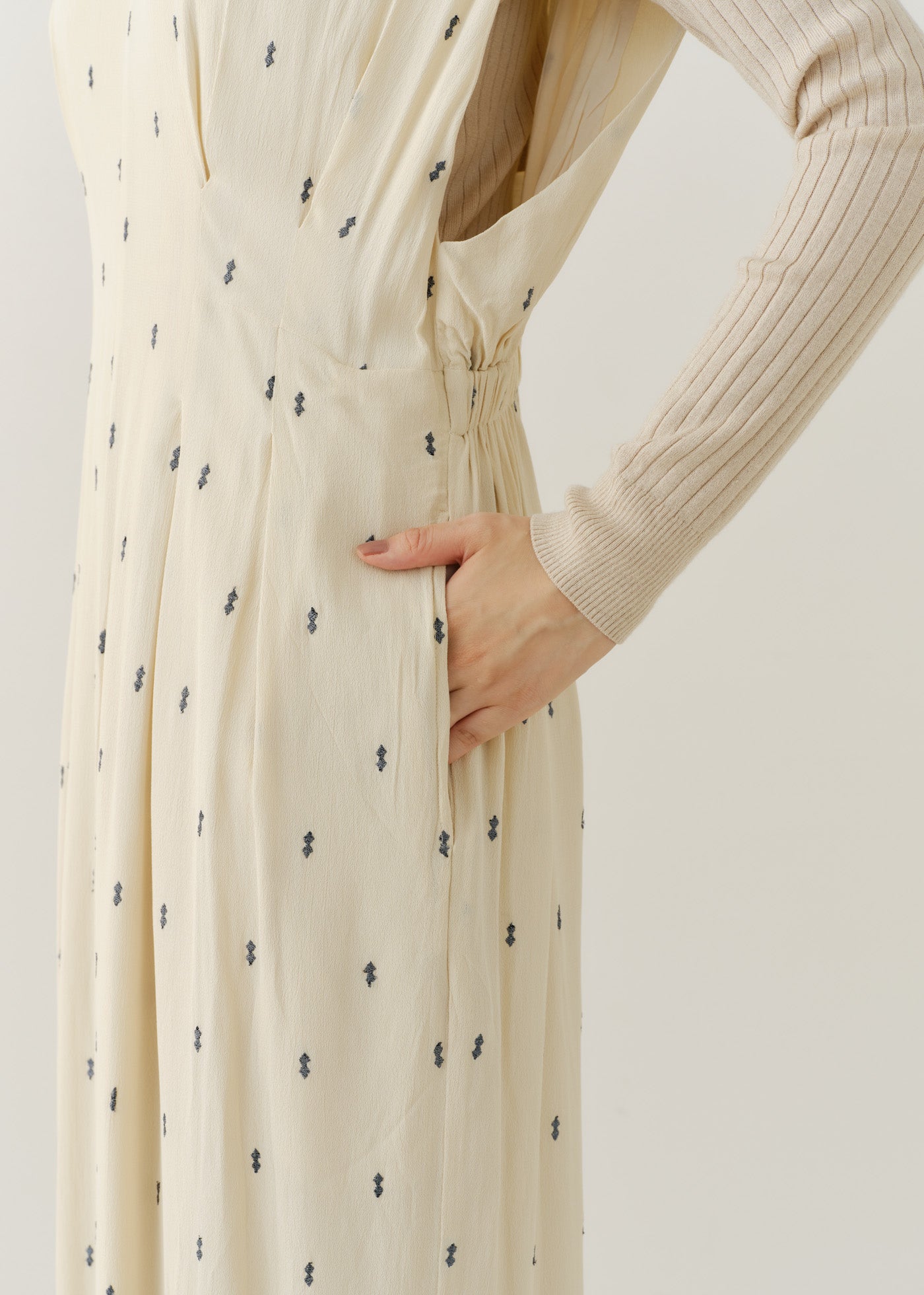 Moss Rayon Dia Embroidery All In One