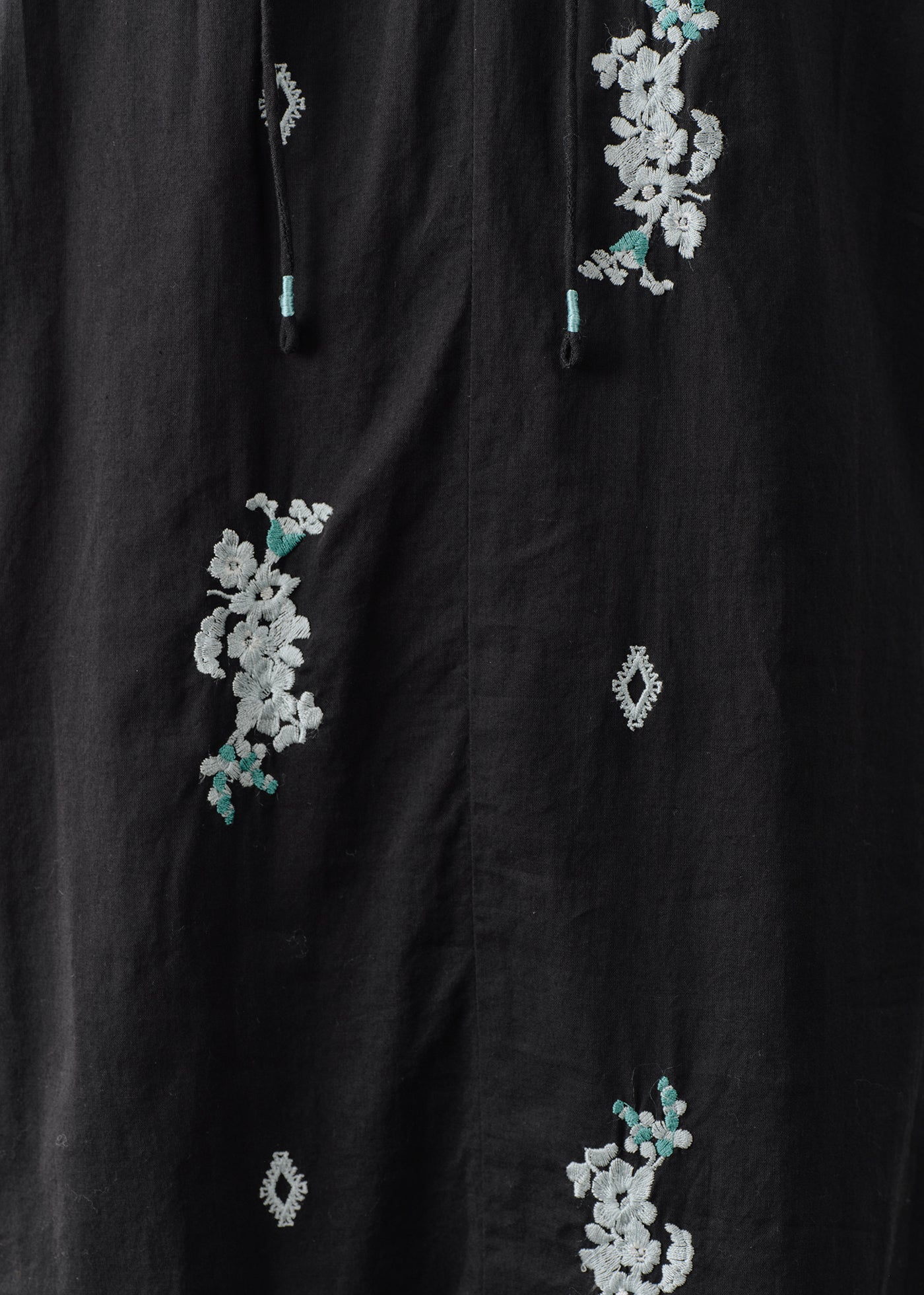 【4月中旬お届け予定】Cotton Voile Jasmine Embroidery Short Sleeve Dress