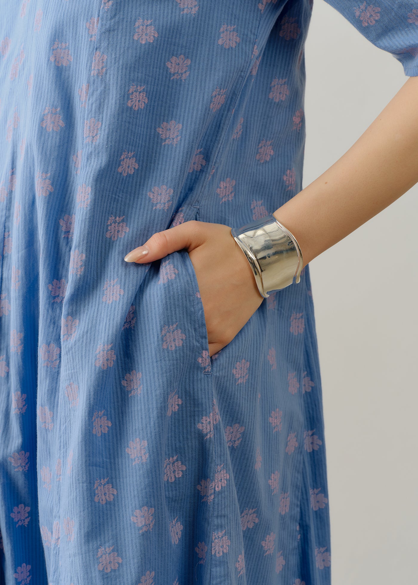 Cotton Dobby Stripe Anemone Print Gather Sleeve Dress