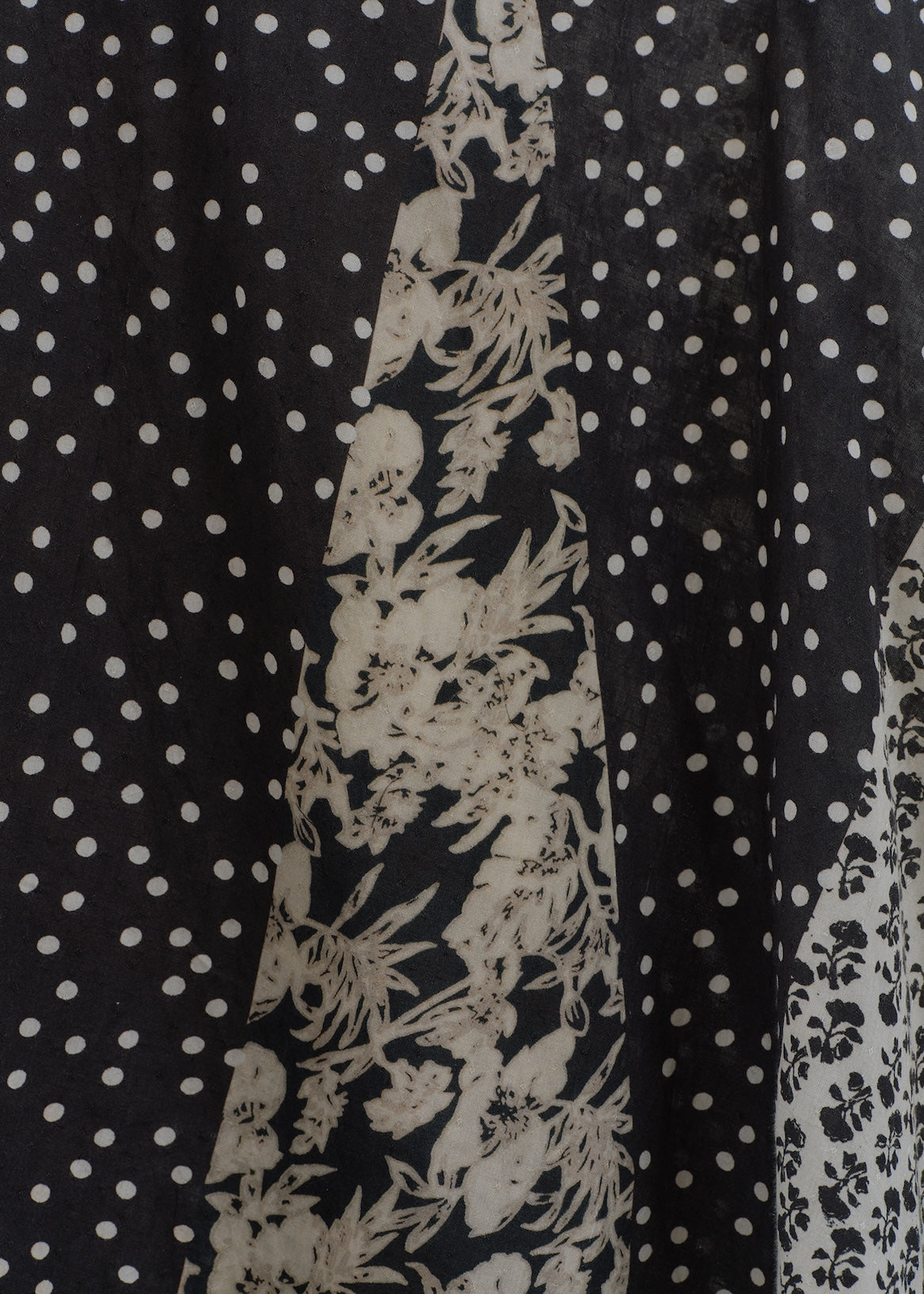 【8/5 10時発売】Cotton Rayon Patchwork Flower Print Skirt