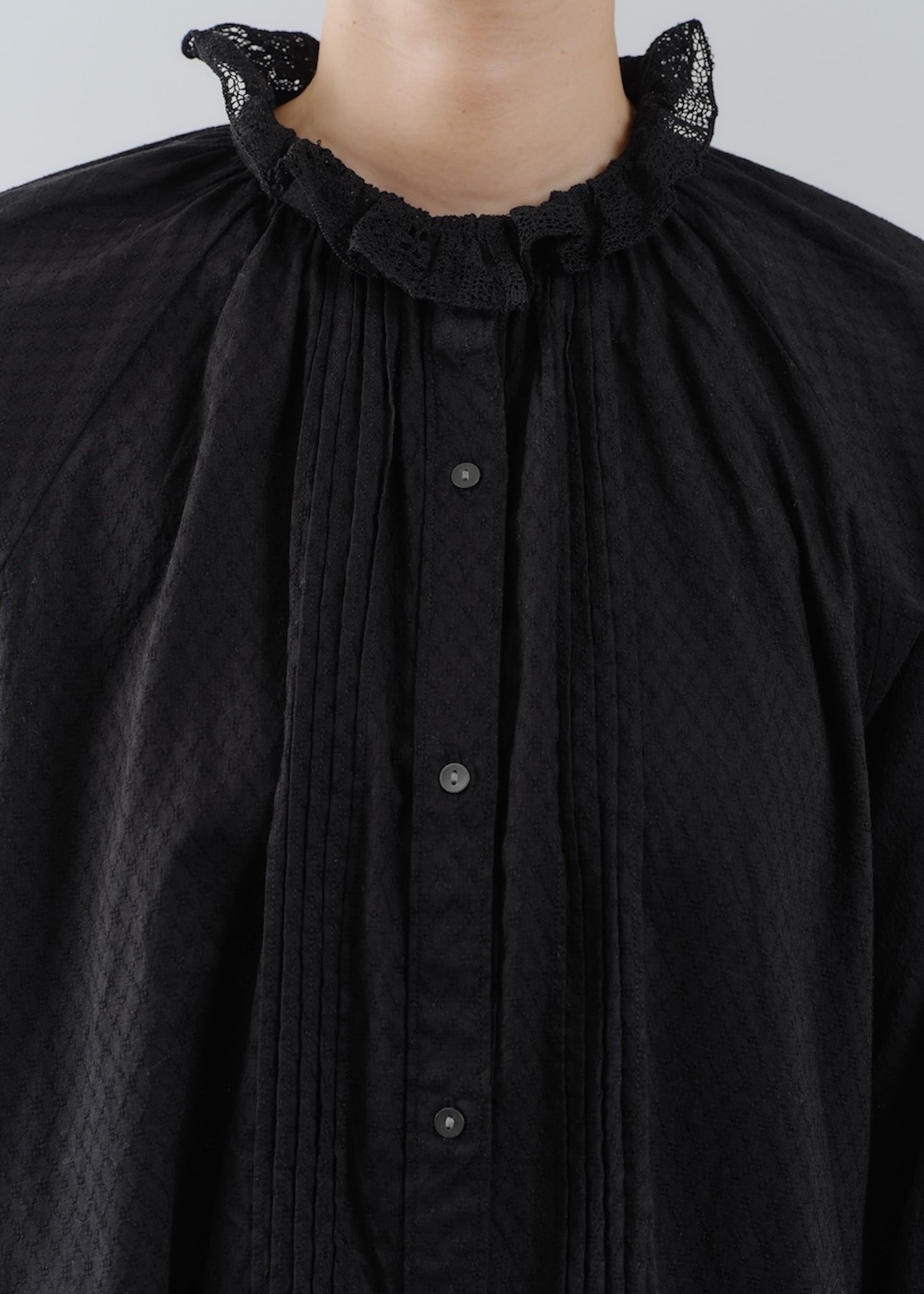 【9/2 10時発売】Cotton Dobby Frill Collar Blouse