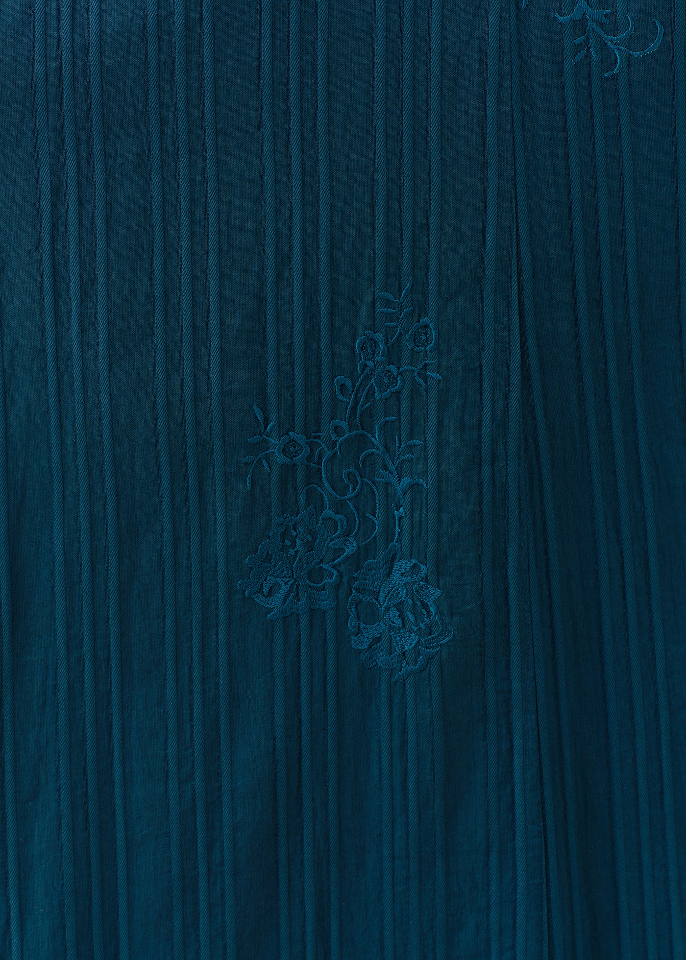 Cotton Dobby Ivy Flower Embroidery Dress