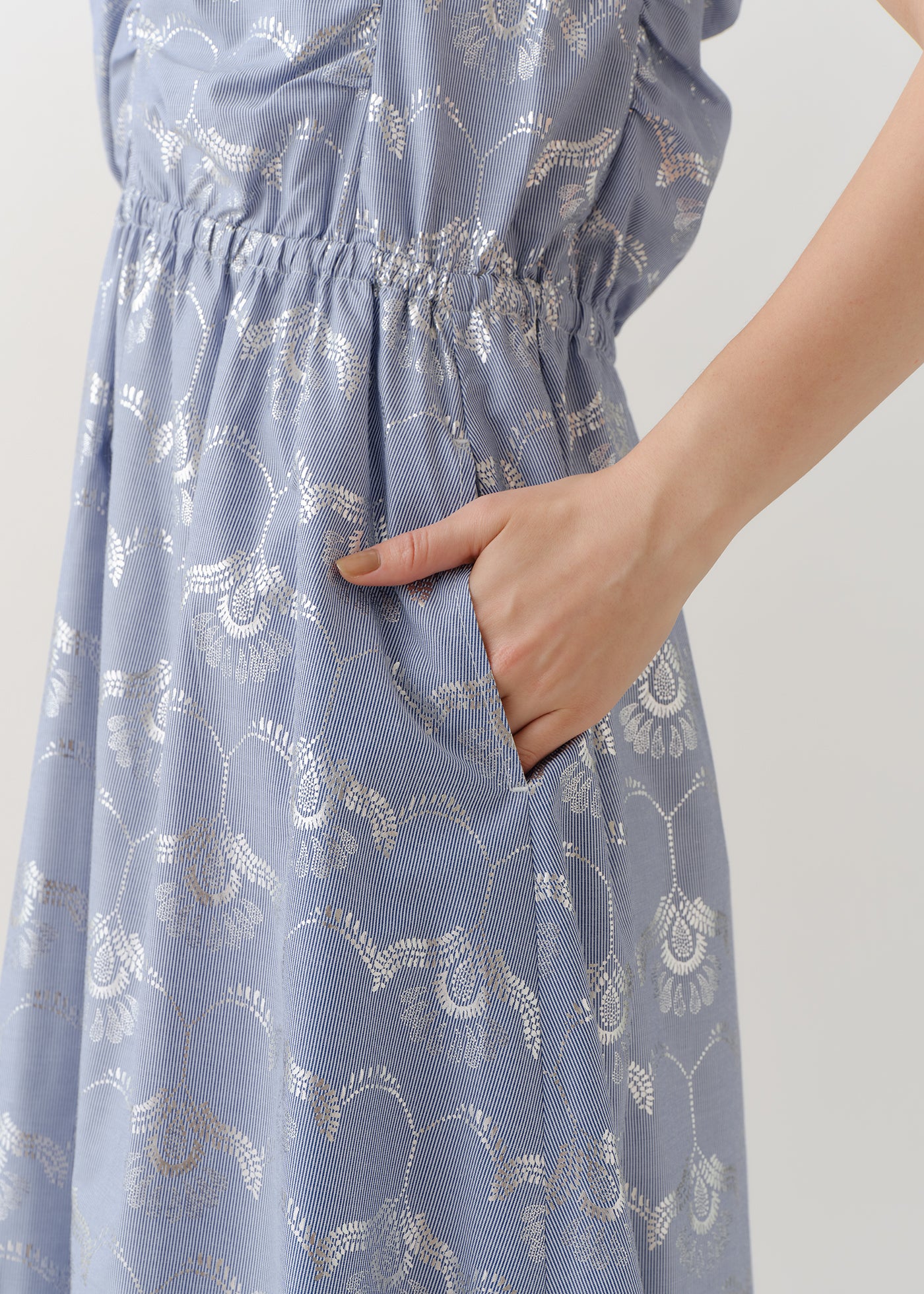 Cotton Dobby Wave Flower Foil Print Sleeveless Dress