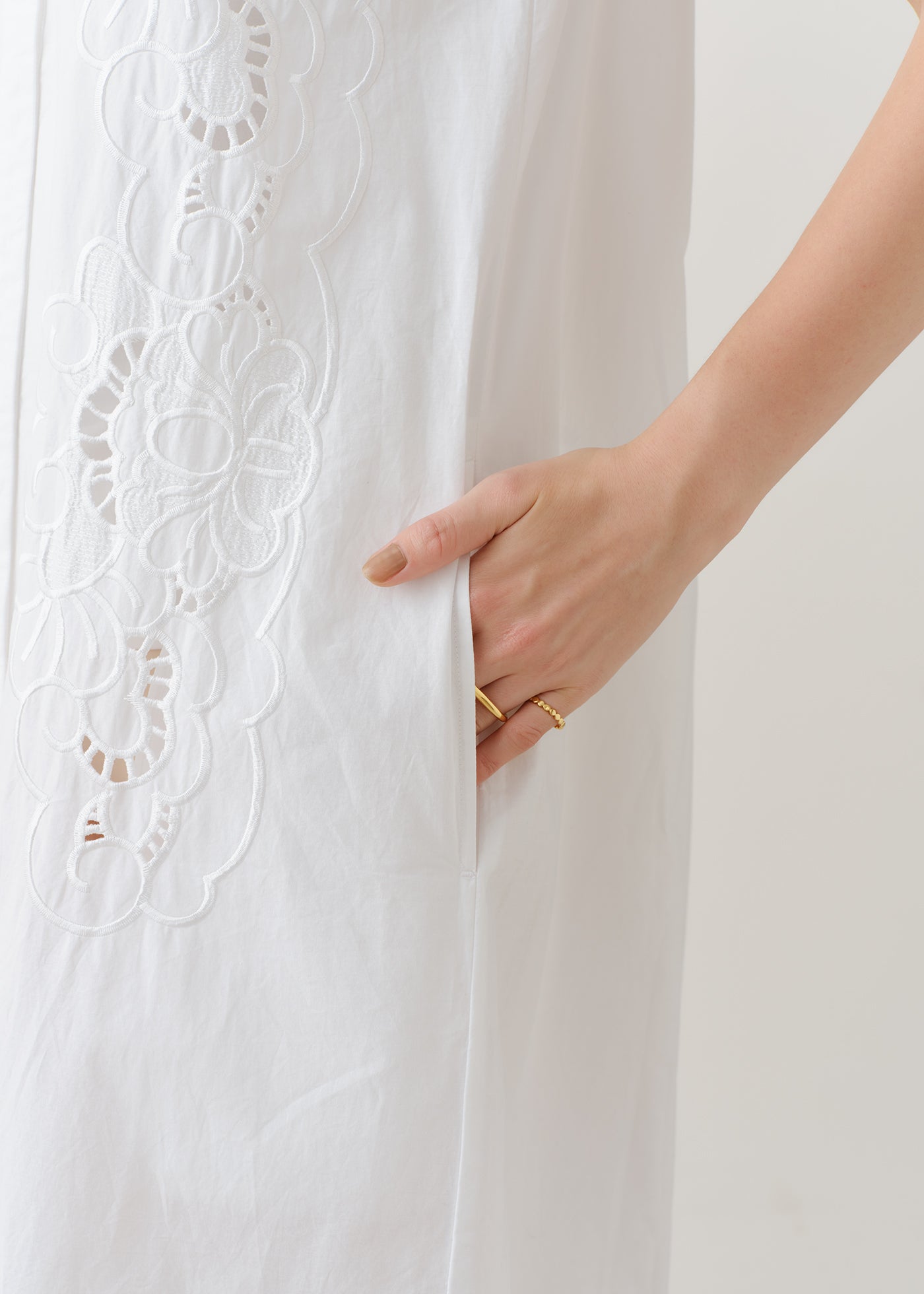 Poplin Daisy Cutwork Sleeveless Dress