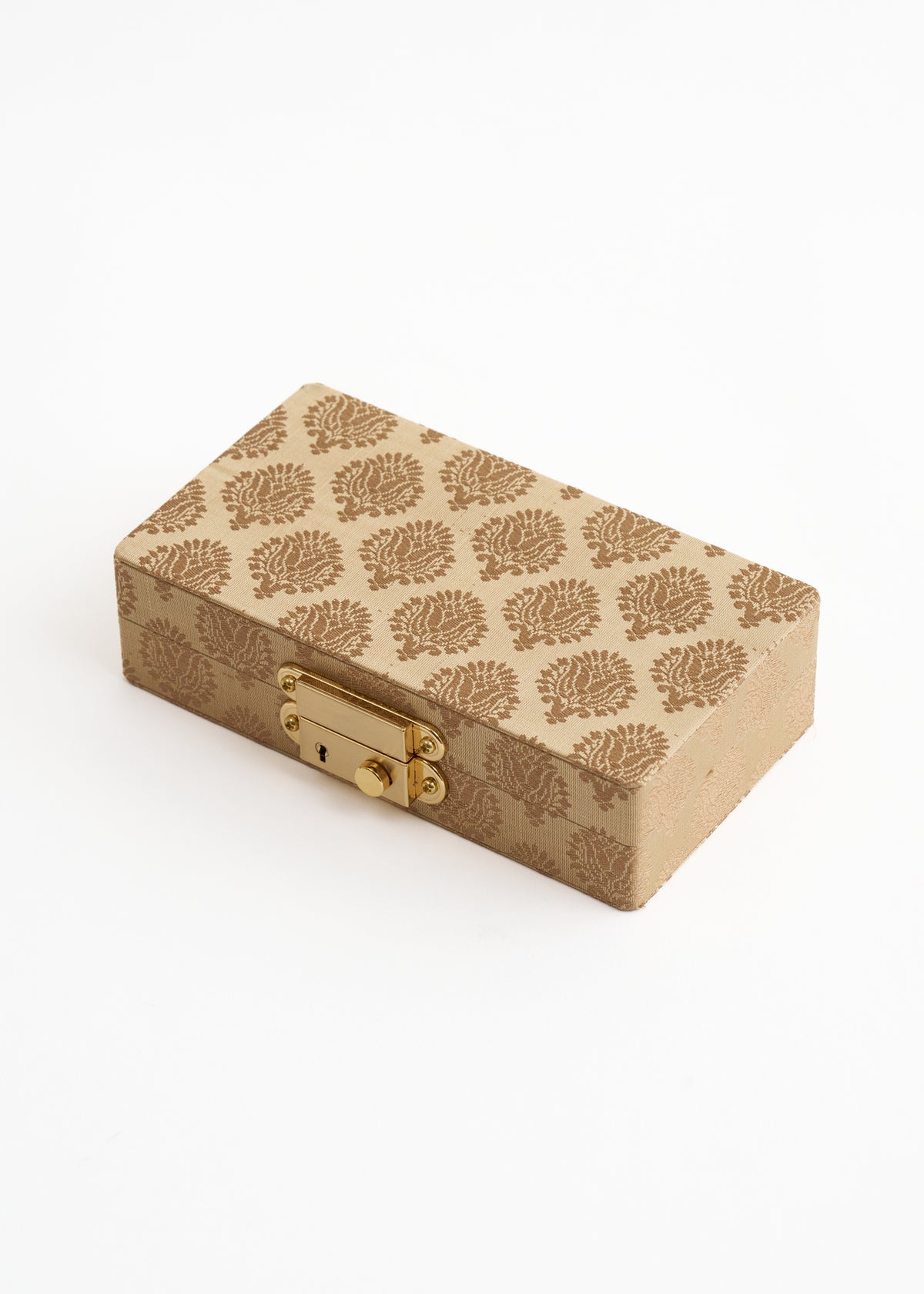 Lt.beige