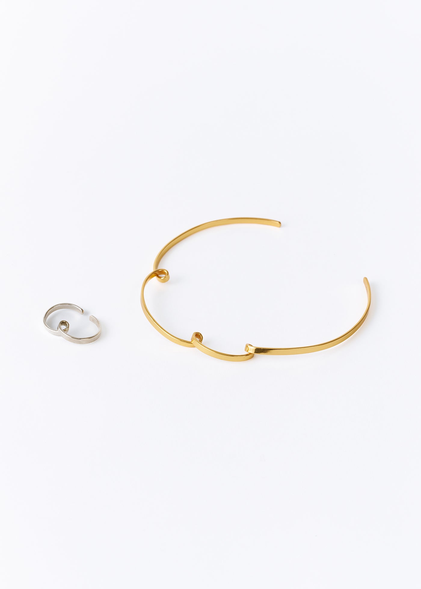 【5/21 10時発売】ドレスに合わせるエスプリジュエリー Gold Cloud Choker & Silver Double Finger Ring