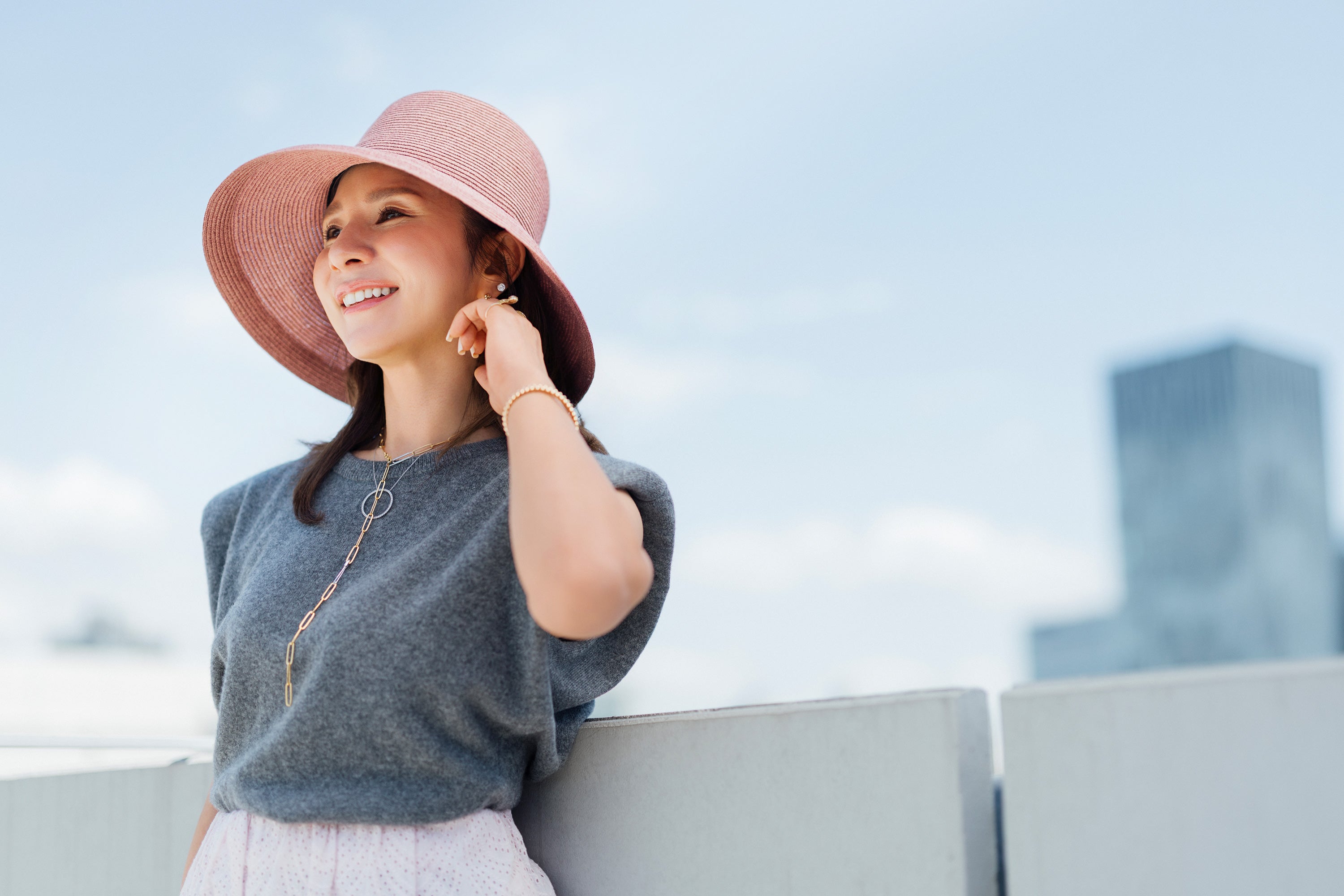 西村カナコ×Masakazu Furusawa×ne Quittez pas<br>旅にも、日常にも。夏を更新する帽子スタイル