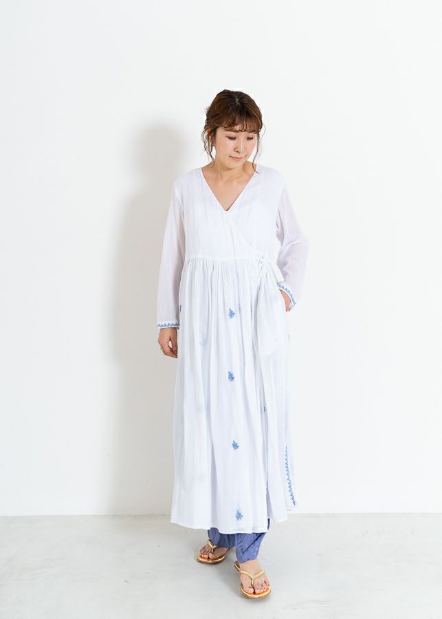 Cotton Chikan Embroidery Crossover Gown