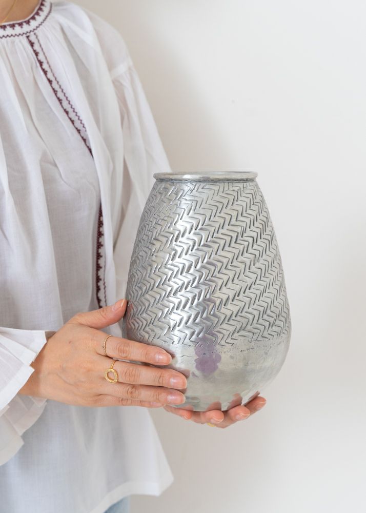 Aluminium Vase Herringbone