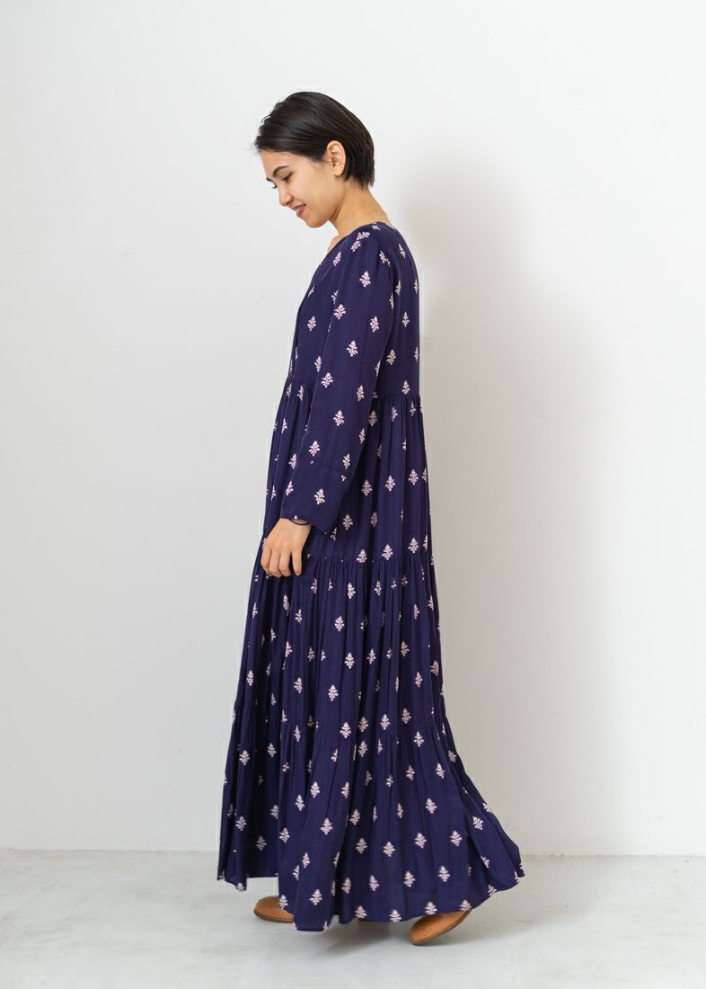 Modal Satin Print Dress | Pasand by ne Quittez pas | パサンドバイ ...