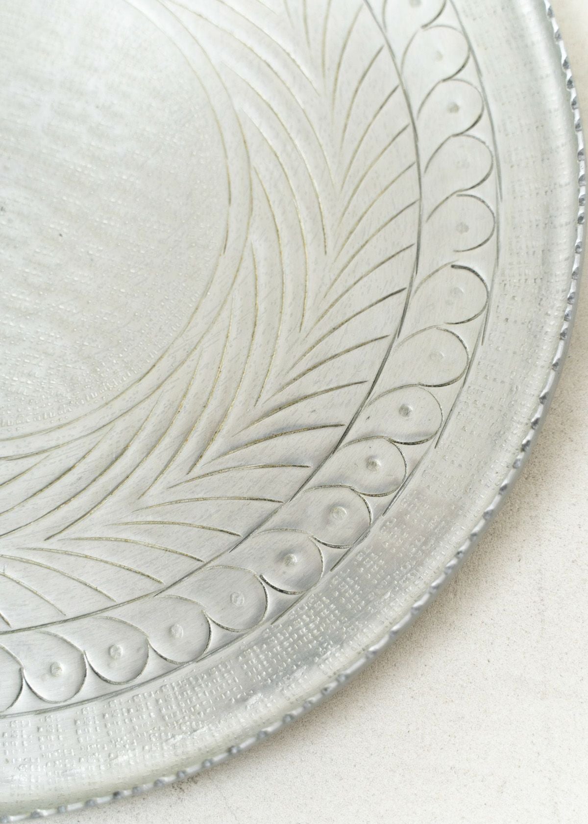 Aluminium Tray Embossed | Pasand by ne Quittez pas | パサンドバイ