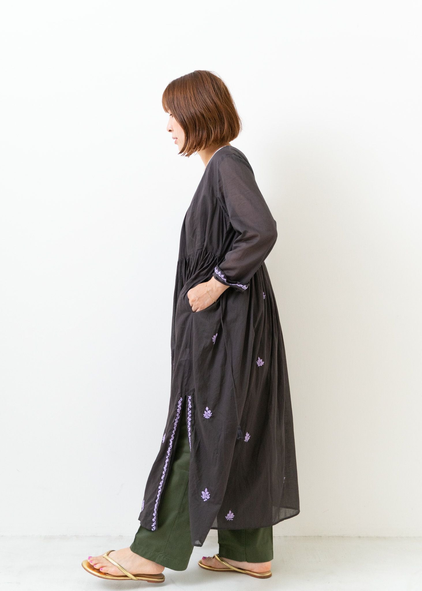 Cotton Chikan Embroidery Crossover Gown Charcoal