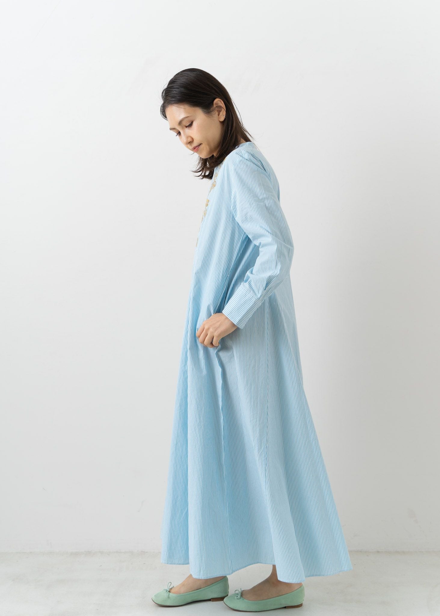 Cotton Poplin Zari Embroidery Panel Dress | Pasand by ne Quittez ...