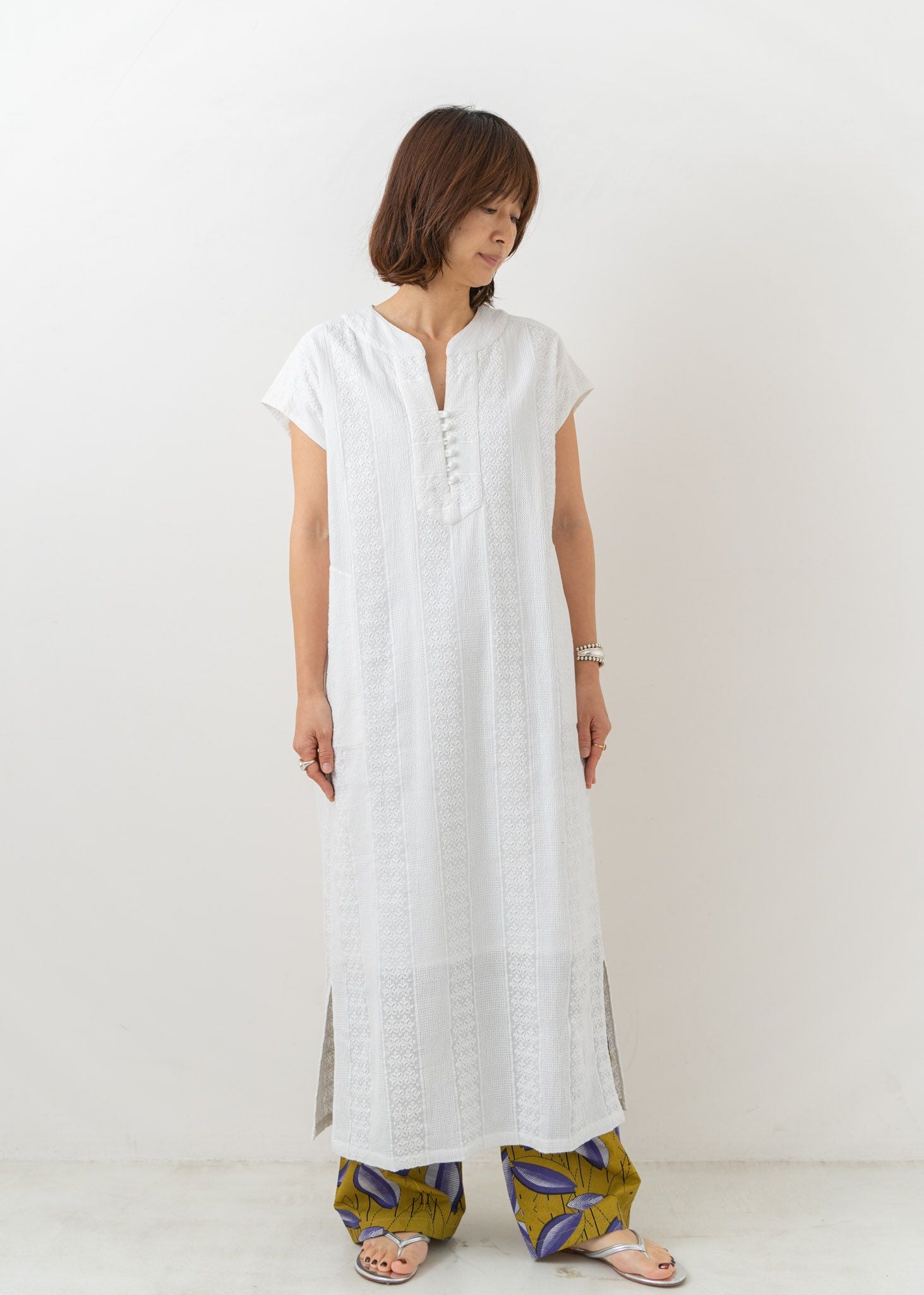 Cotton Flower Embroidery Nosleeve Dress