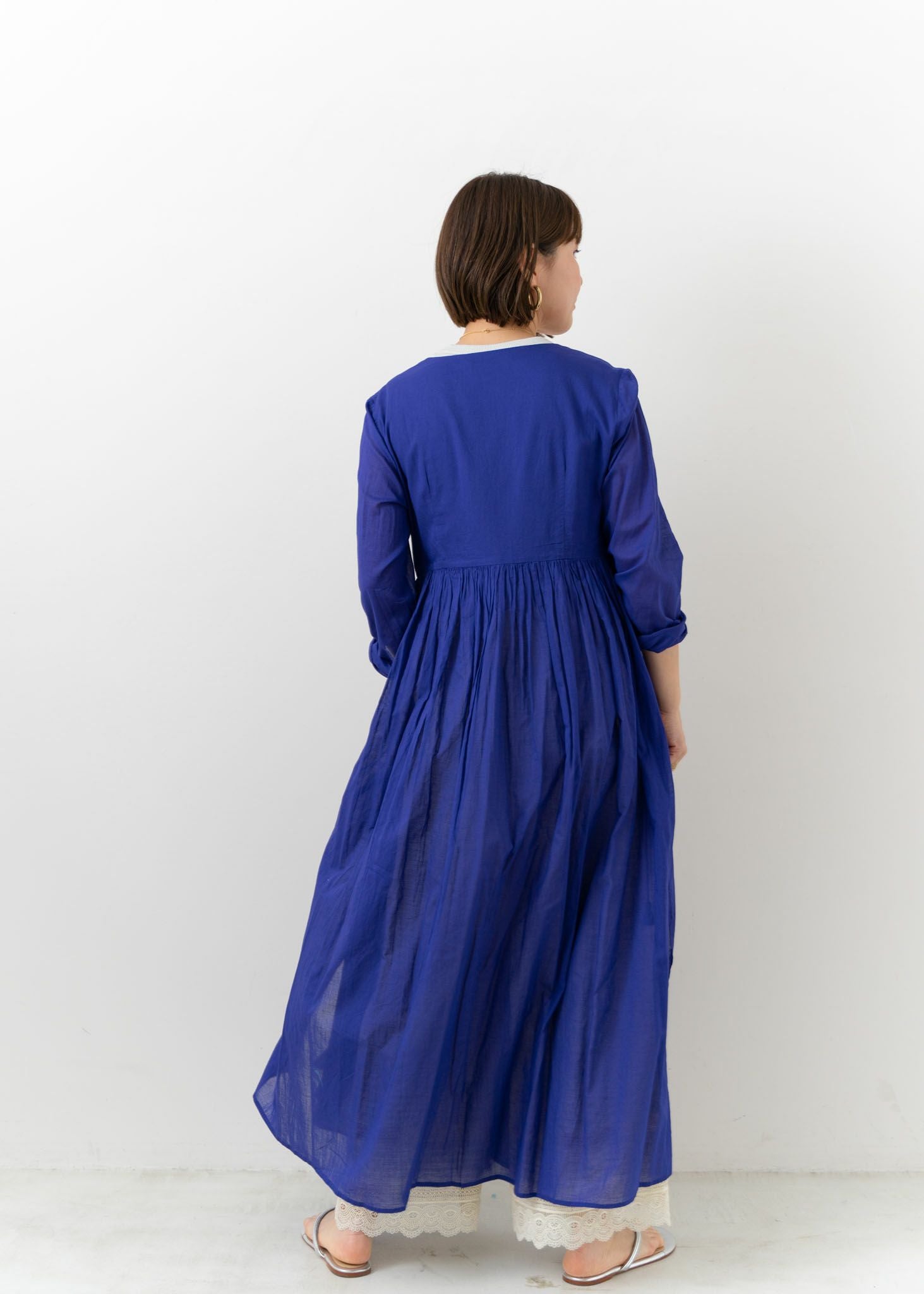 Cotton Voile Plain Crossover Gown -Royal- | Pasand by ne Quittez 