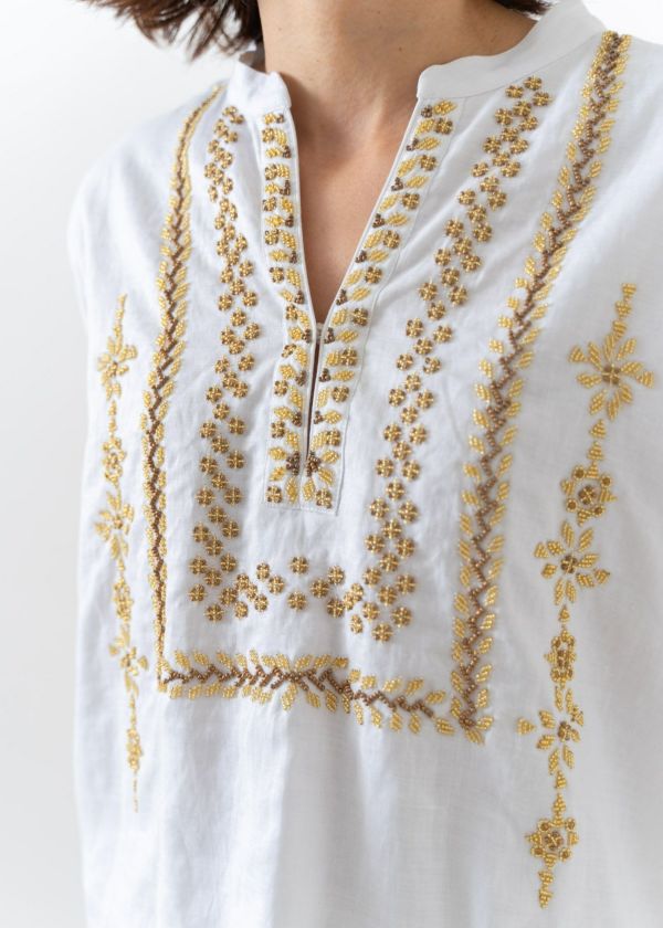 Ramie Bijoux Embroidery Top