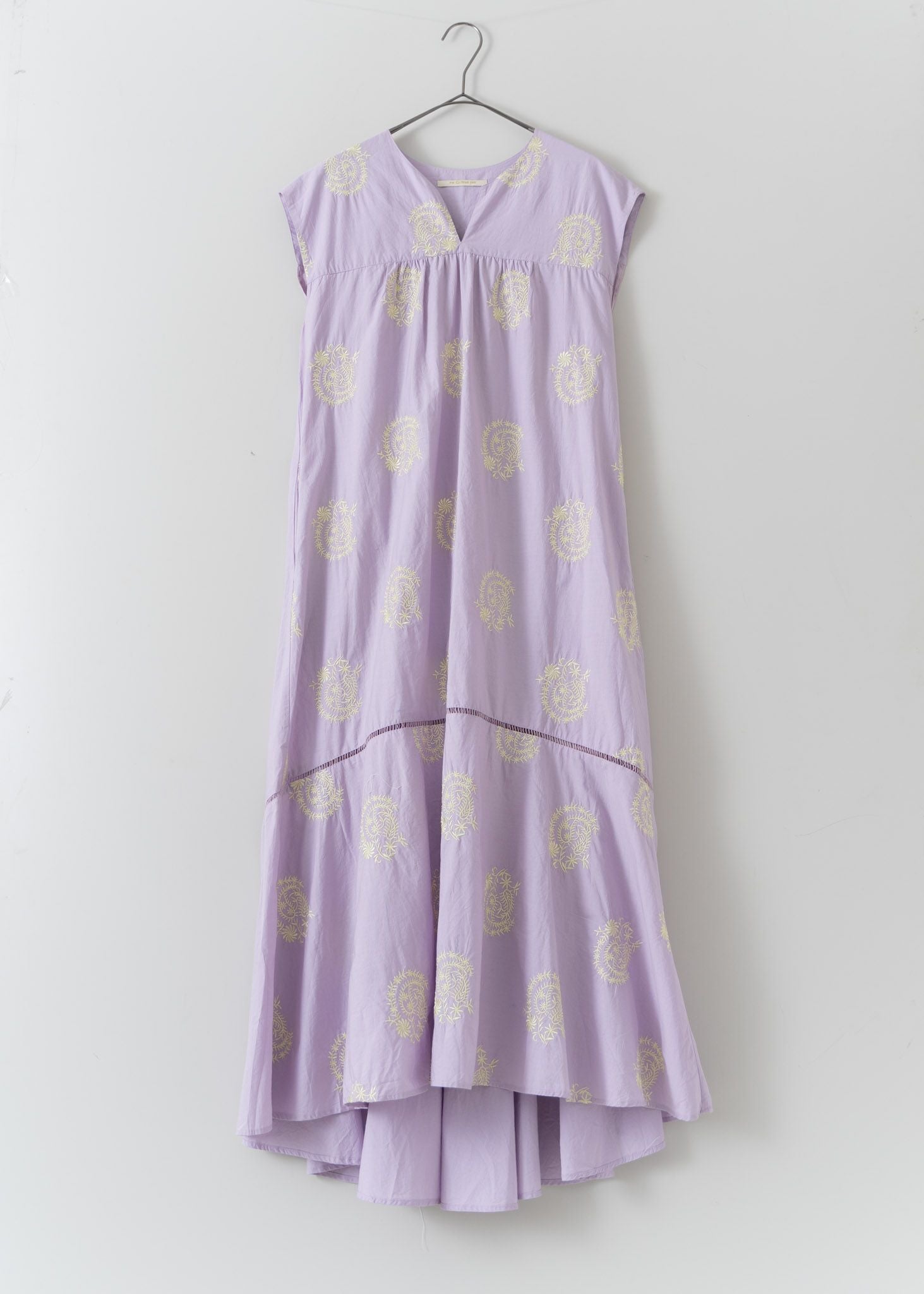 Poplin Paisley Embroidery Sleeveless Dress