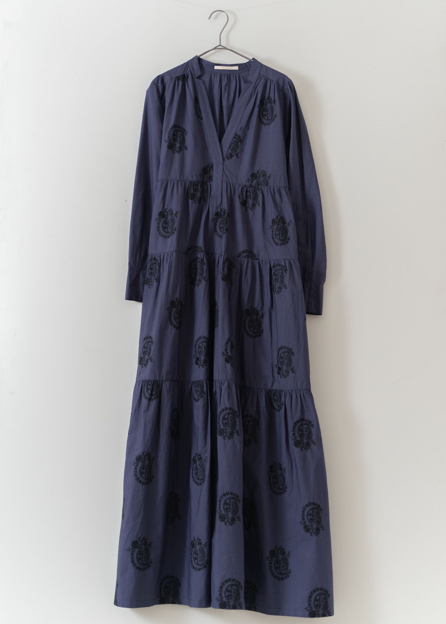 Poplin Paisley Embroidery Tired Dress | Pasand by ne Quittez pas | パサンドバイ ヌキテパ