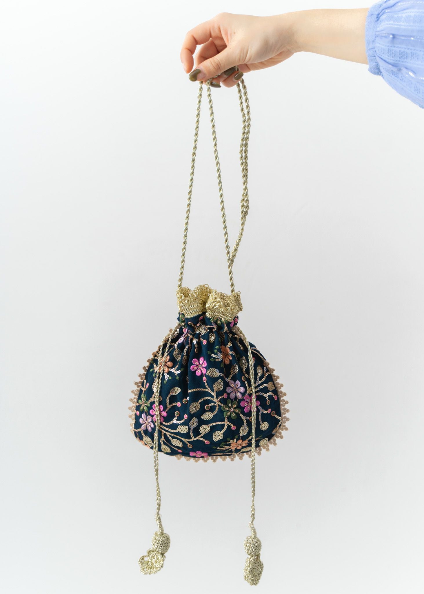 Full Embroidery Shoulder Bag | Pasand by ne Quittez pas | パサン 