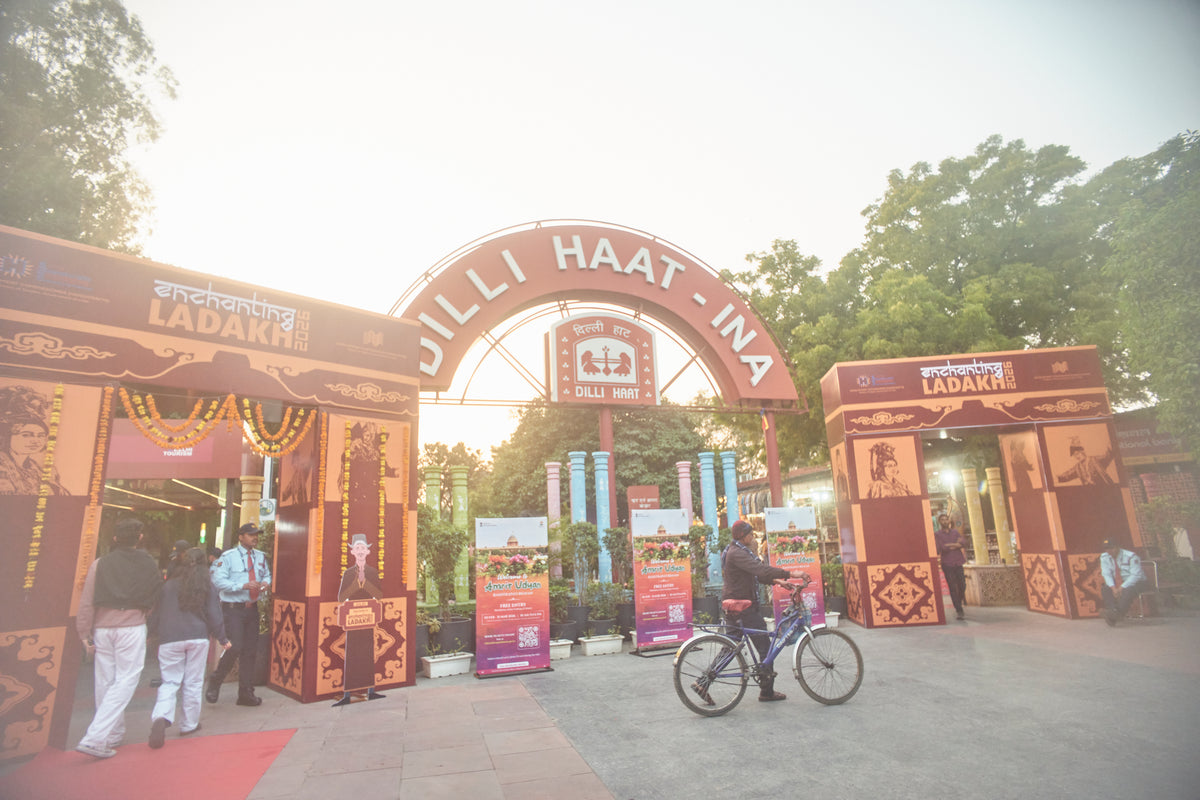  [SIGHTS]  Dilli Haat - 画像1