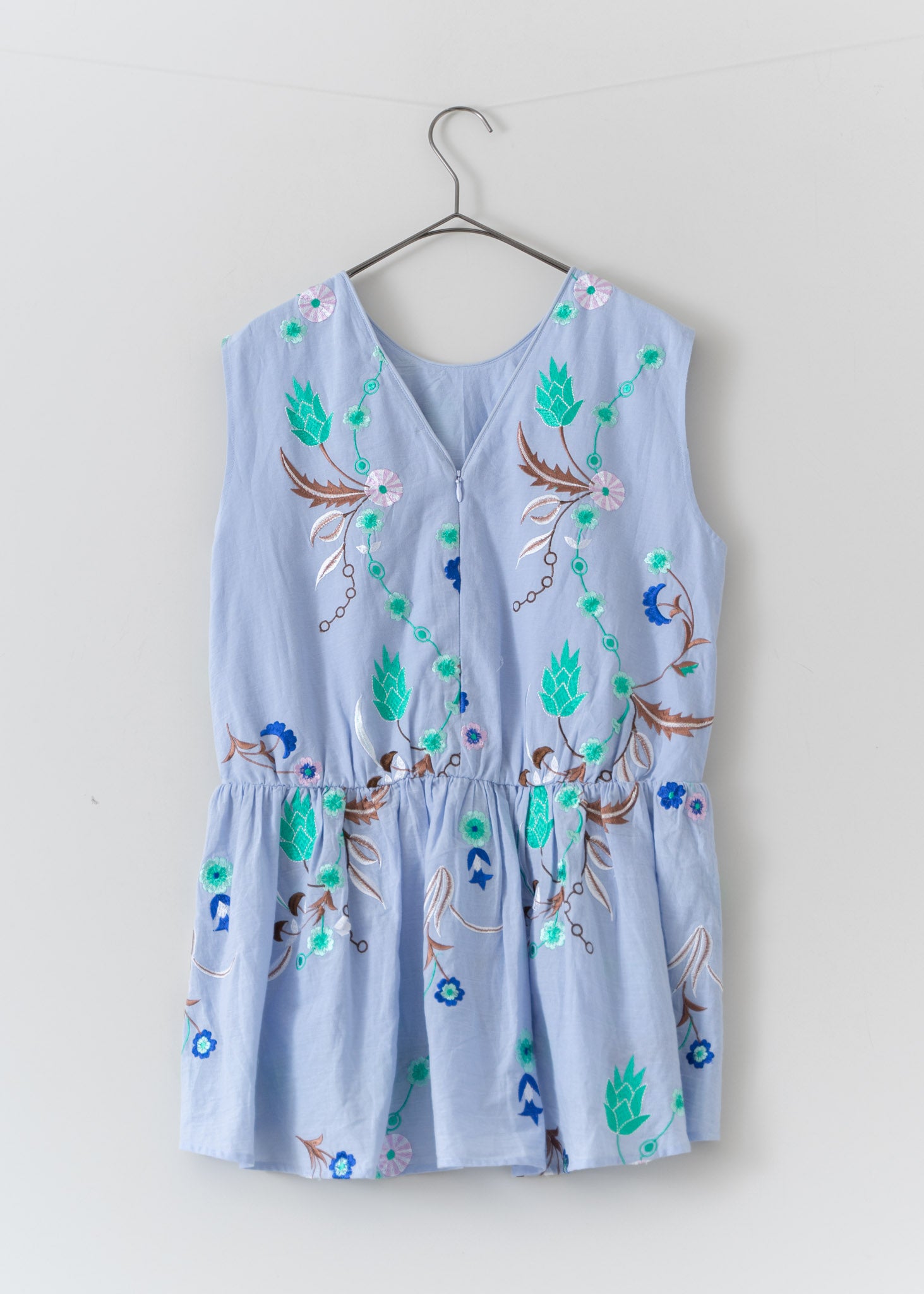 Cotton Herbarium Embroidery Sleeveless Top