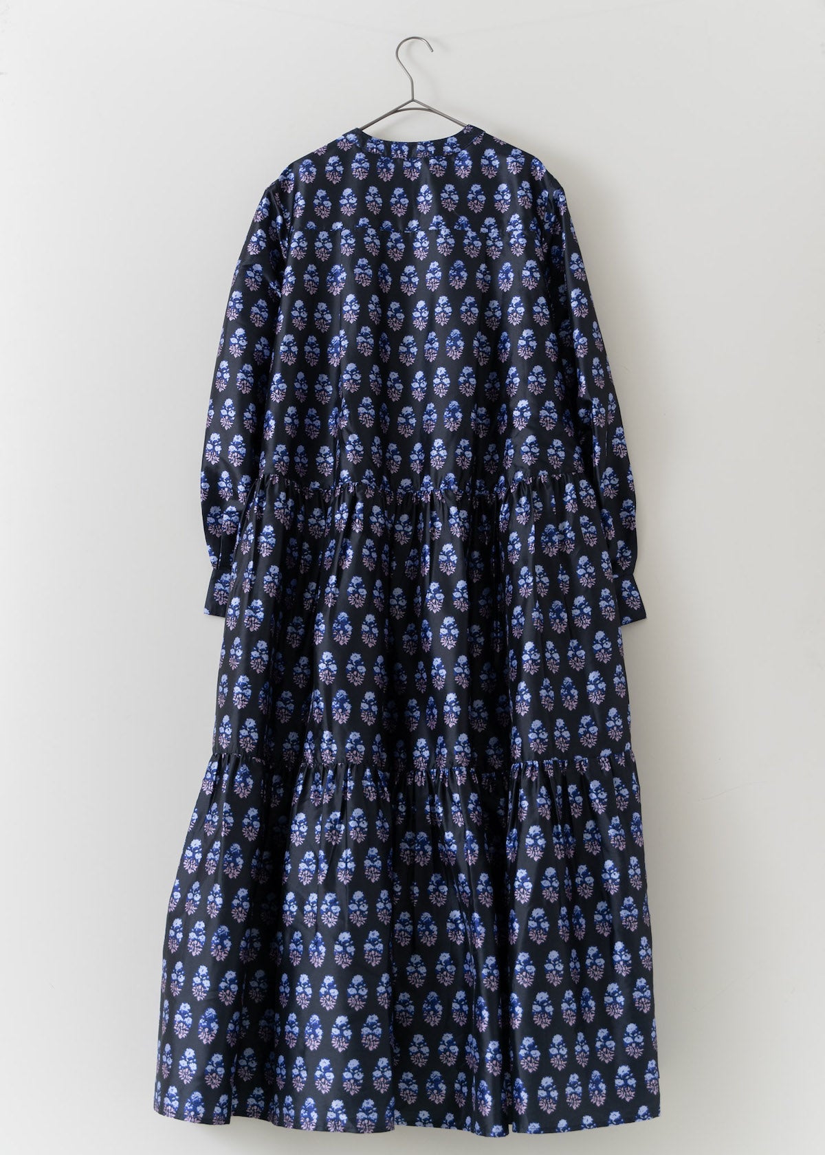 Poly Dupion Print Tiered Dress | Pasand by ne Quittez pas | パサン ...