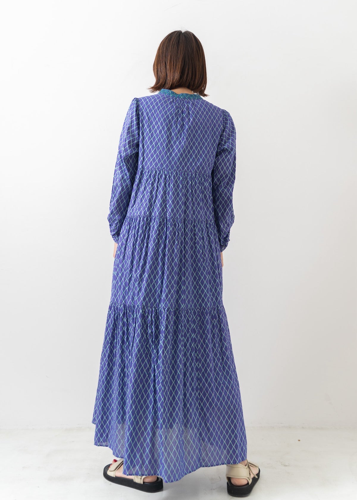 Dia Check Print Tiered Dress | Pasand by ne Quittez pas | パサン
